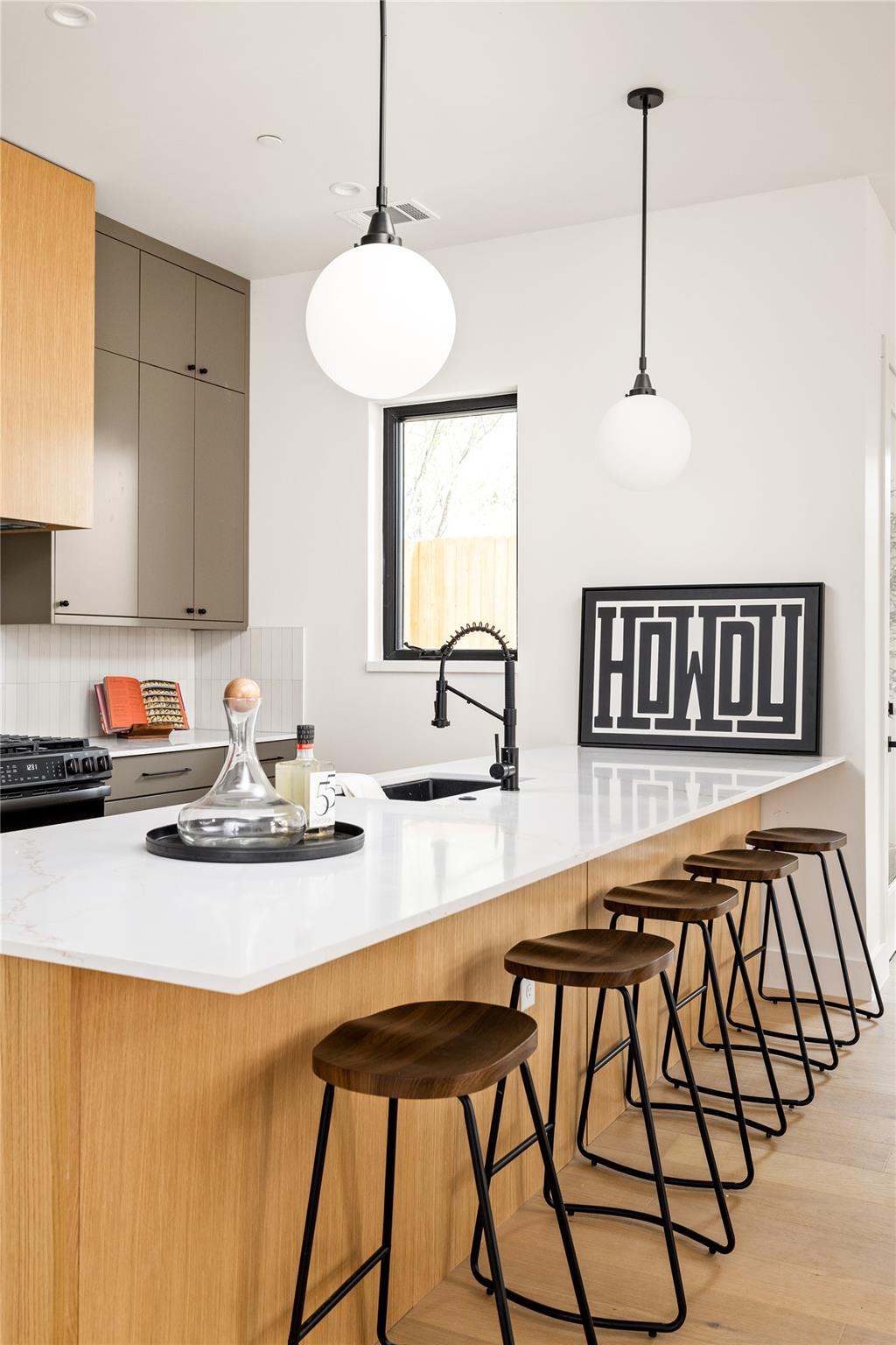 4414 South 1st St # 3, Austin, TX 78745