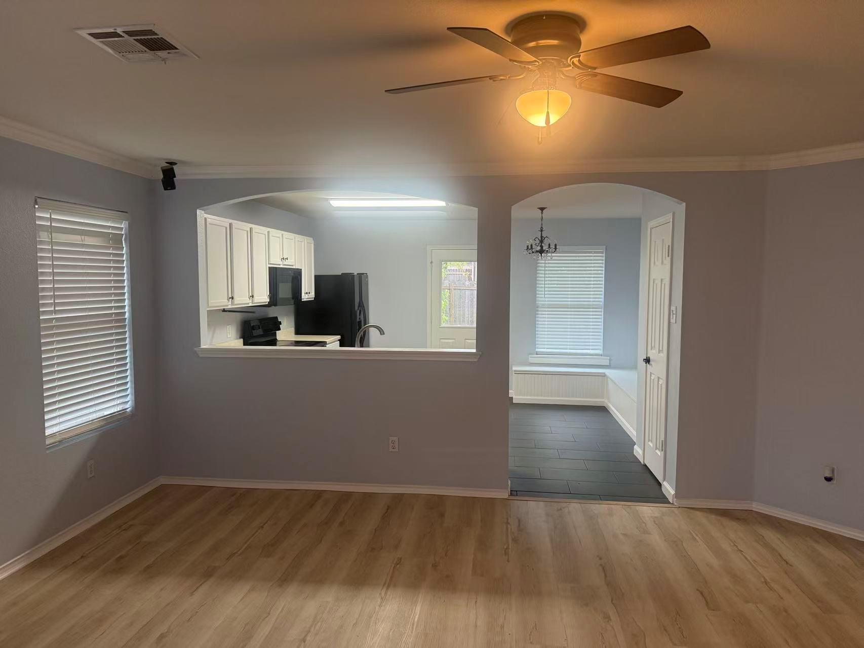 207 Mesa Dr, Leander, TX 78641