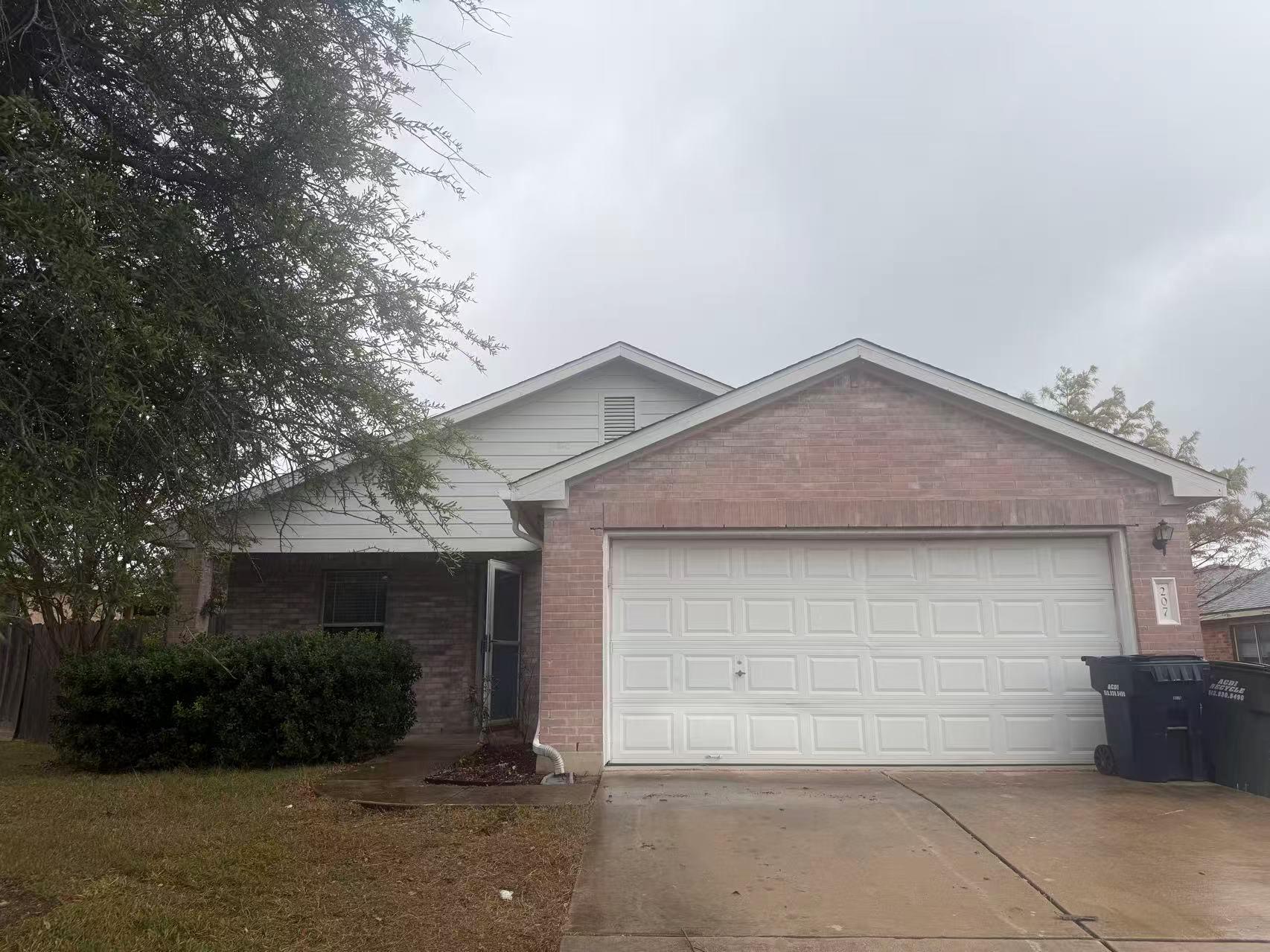 207 Mesa Dr, Leander, TX 78641