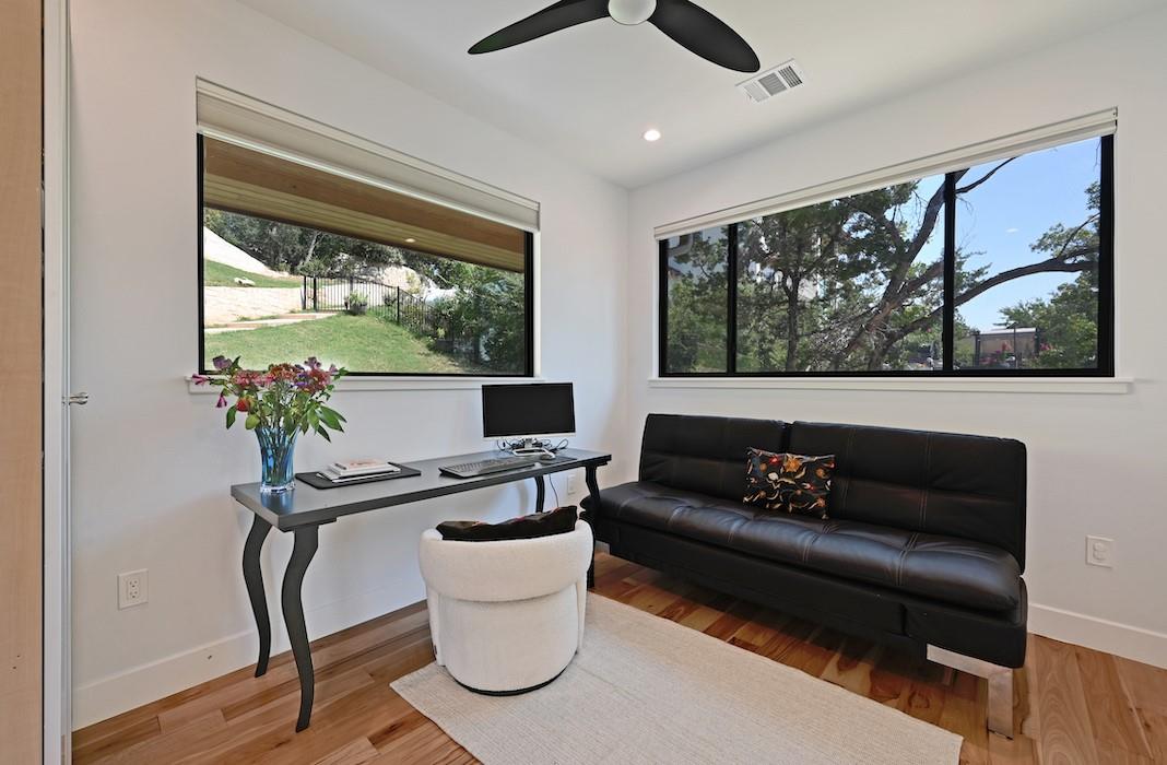 405 Barrett Ln # 2, Austin, TX 78733