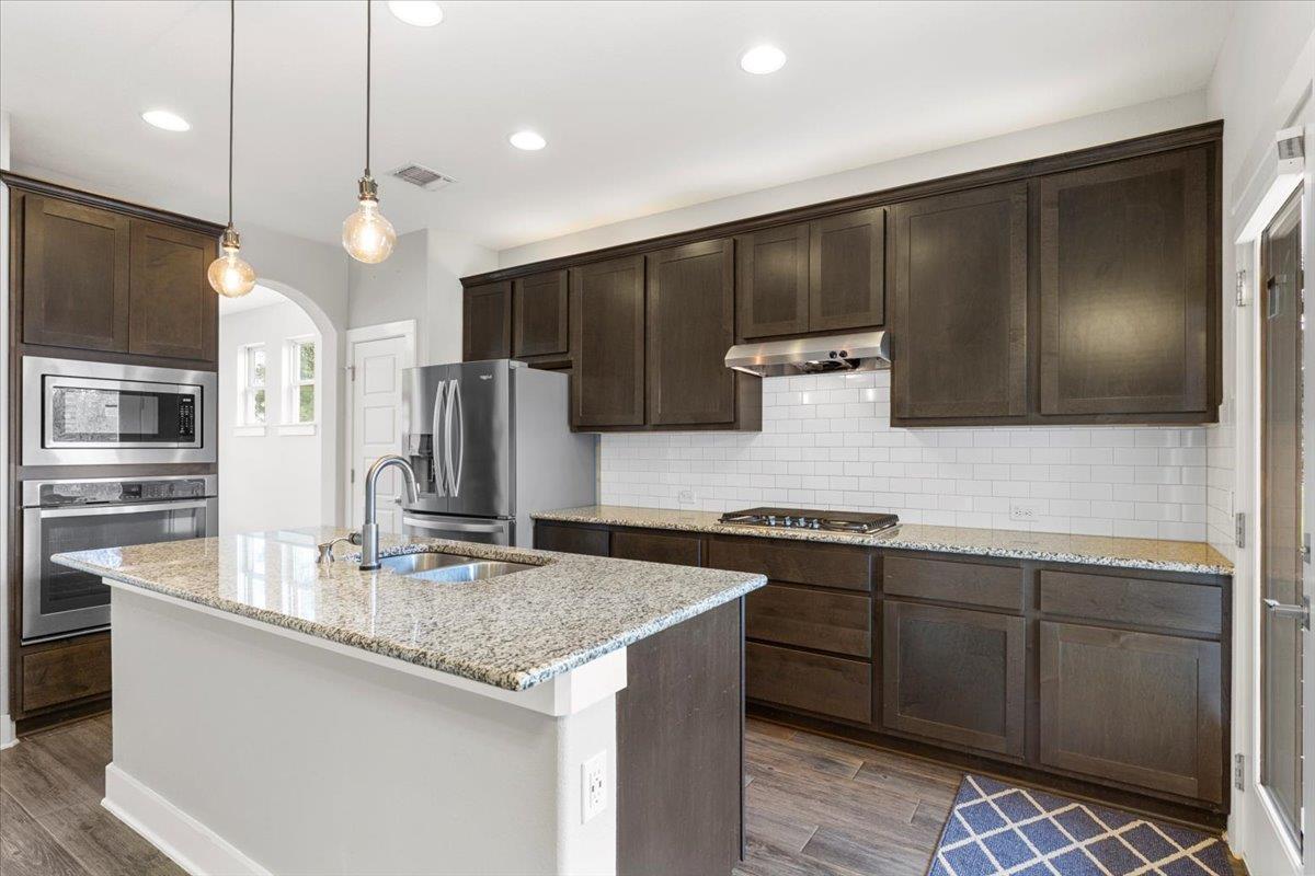 6009 Baythorne Dr, Austin, TX 78747