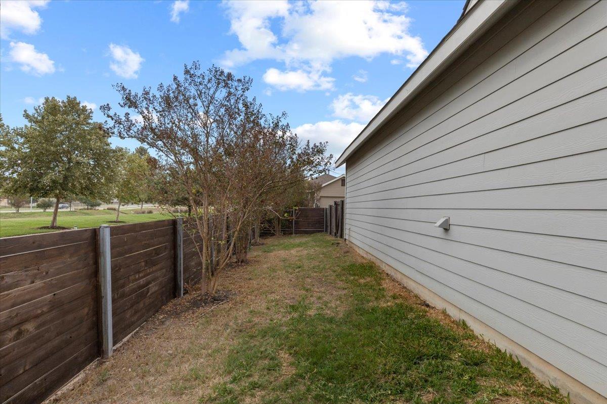 6009 Baythorne Dr, Austin, TX 78747