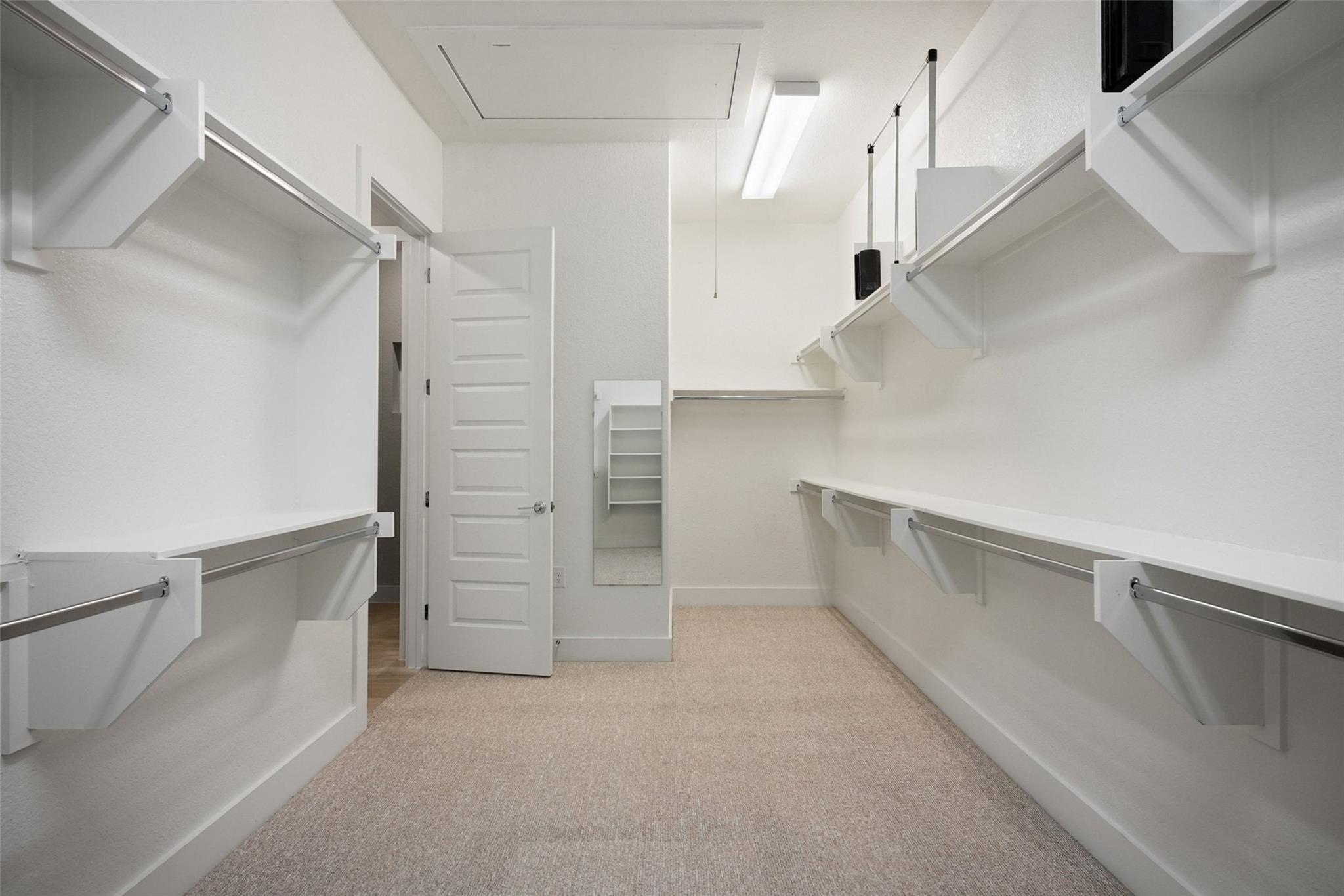 6109 Seville Dr, Austin, TX 78724