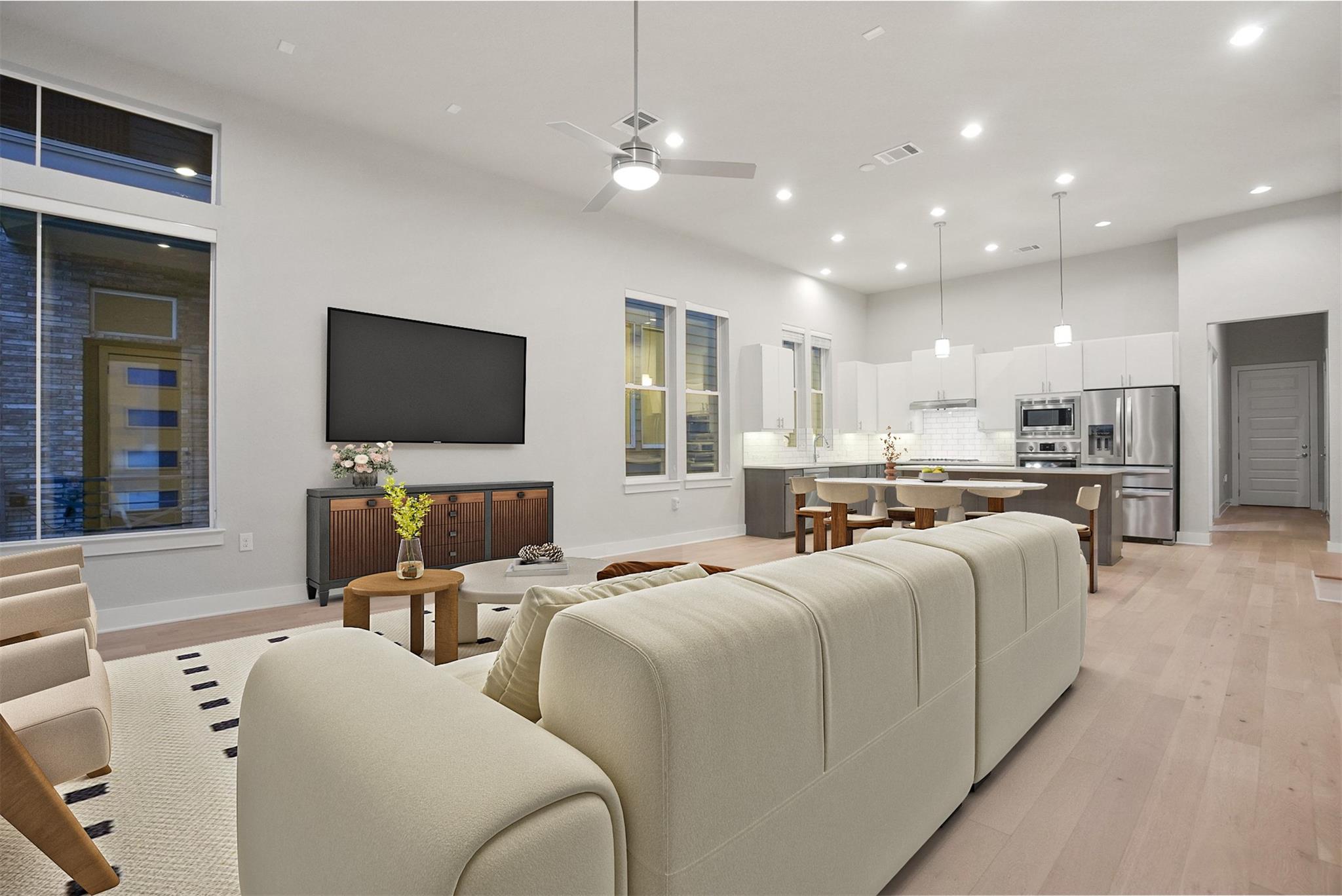 6109 Seville Dr, Austin, TX 78724