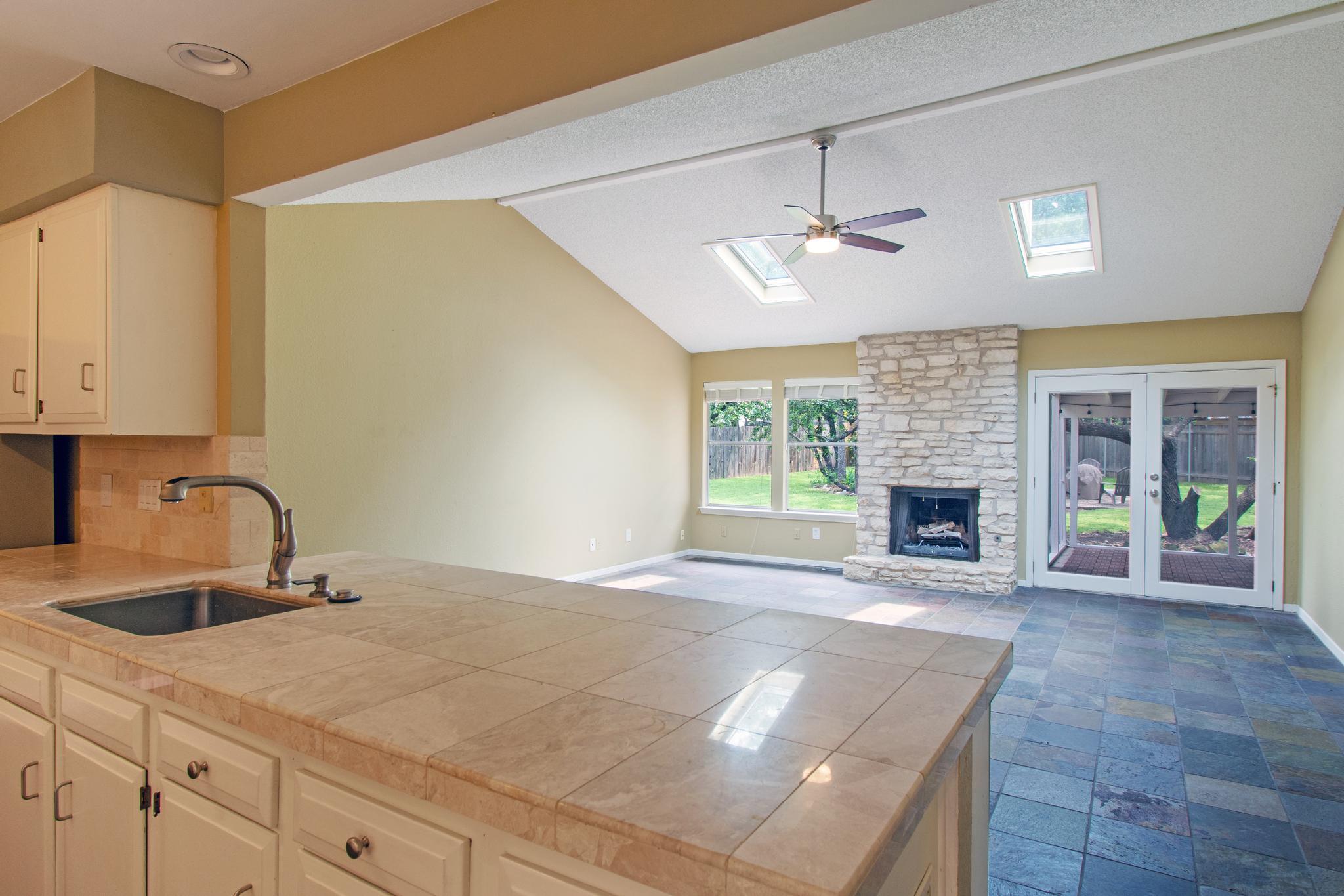 11123 Henge Dr, Austin, TX 78759