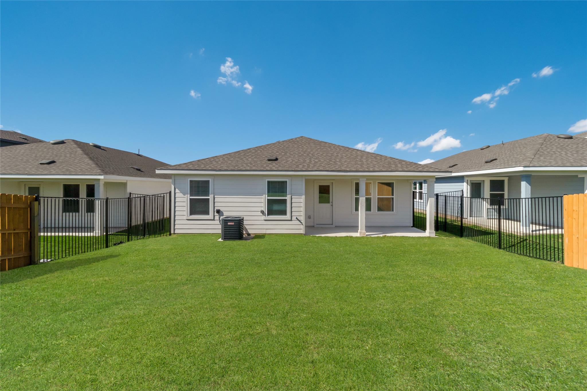 9513 Oxbow Strap Dr, Austin, TX 78724