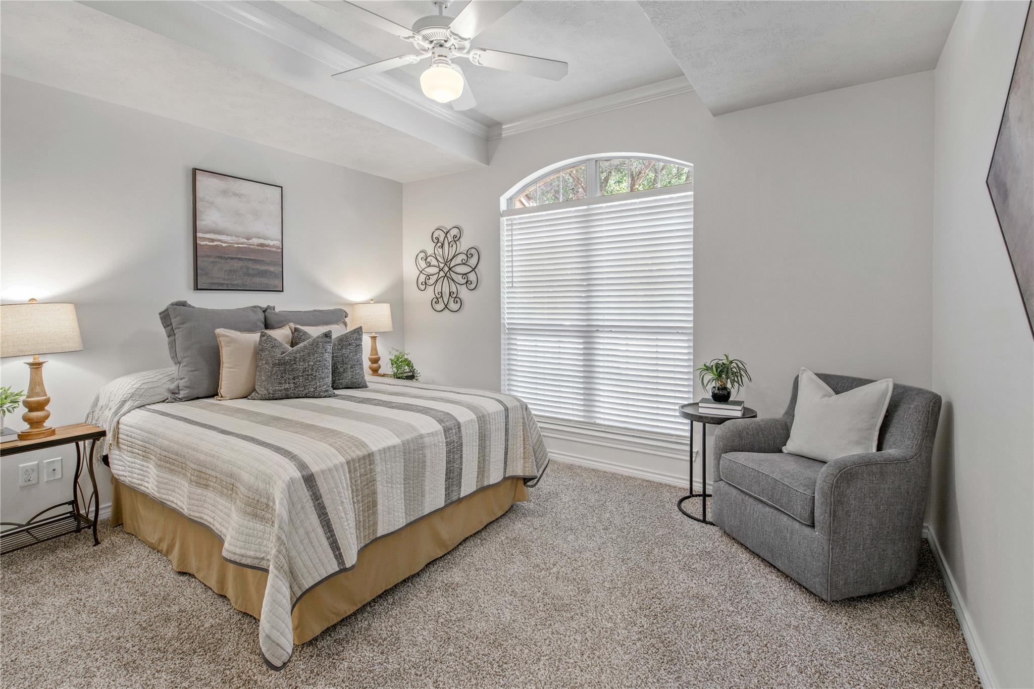 901 Crepe Myrtle St, College Station, TX 77845