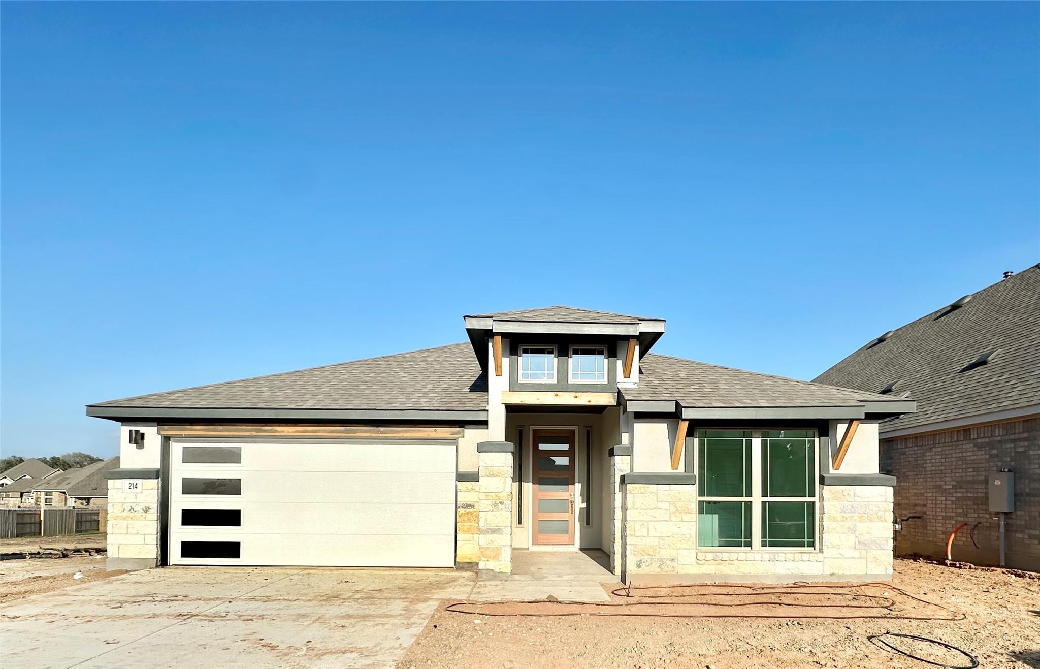 214 Du Bois Ln, Kyle, TX 78640