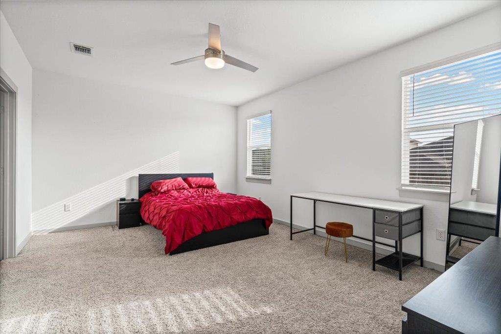 3001 Egan Dr, Pflugerville, TX 78660