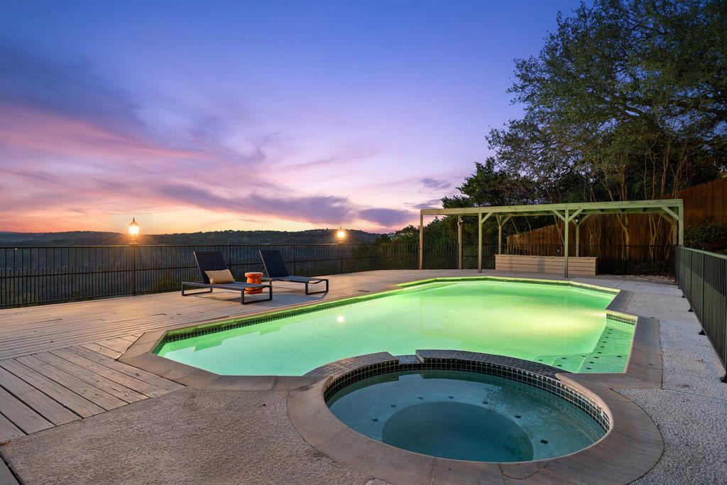 1922 Cypress Pt W, Austin, TX 78746