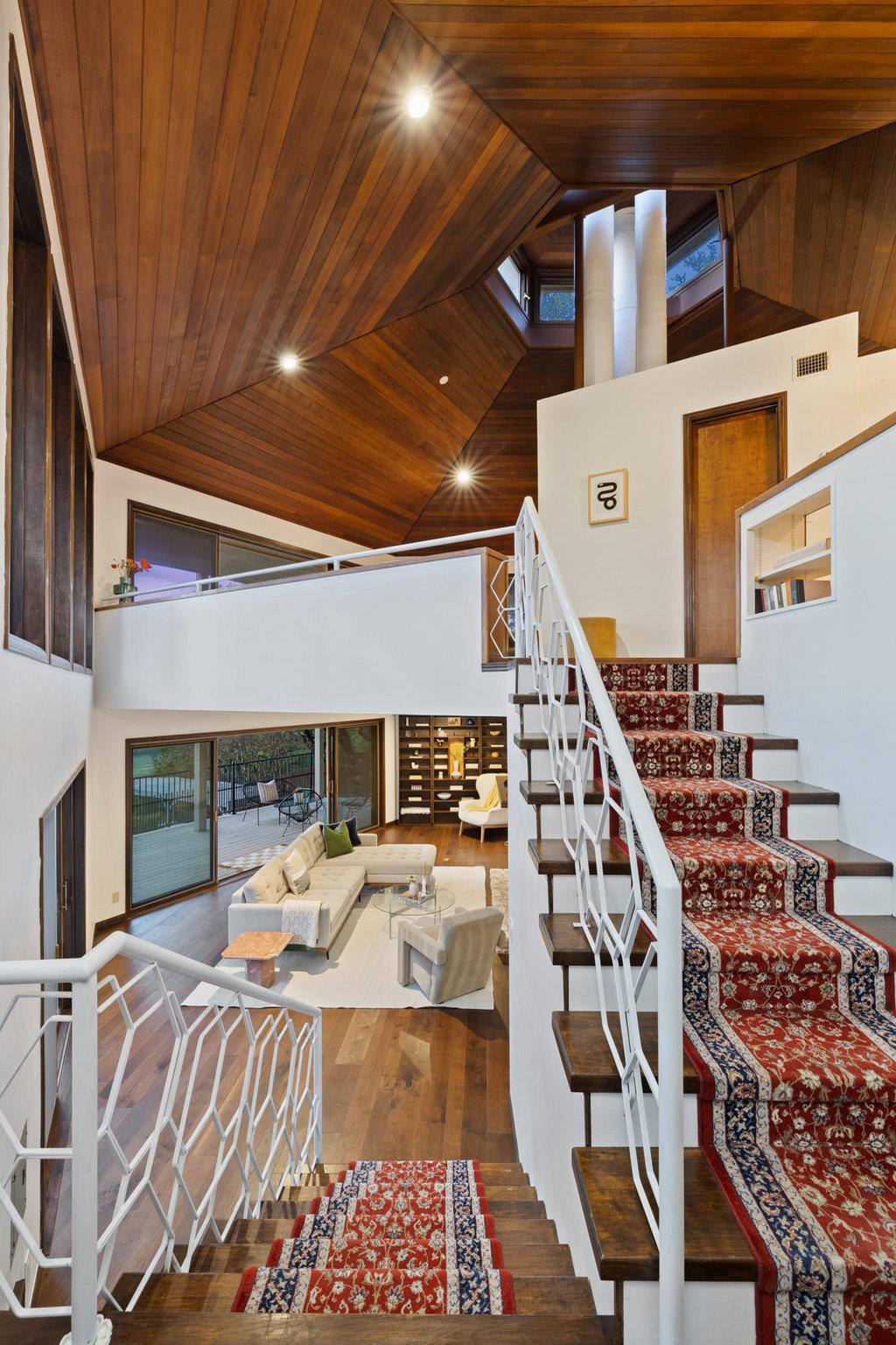 1922 Cypress Pt W, Austin, TX 78746