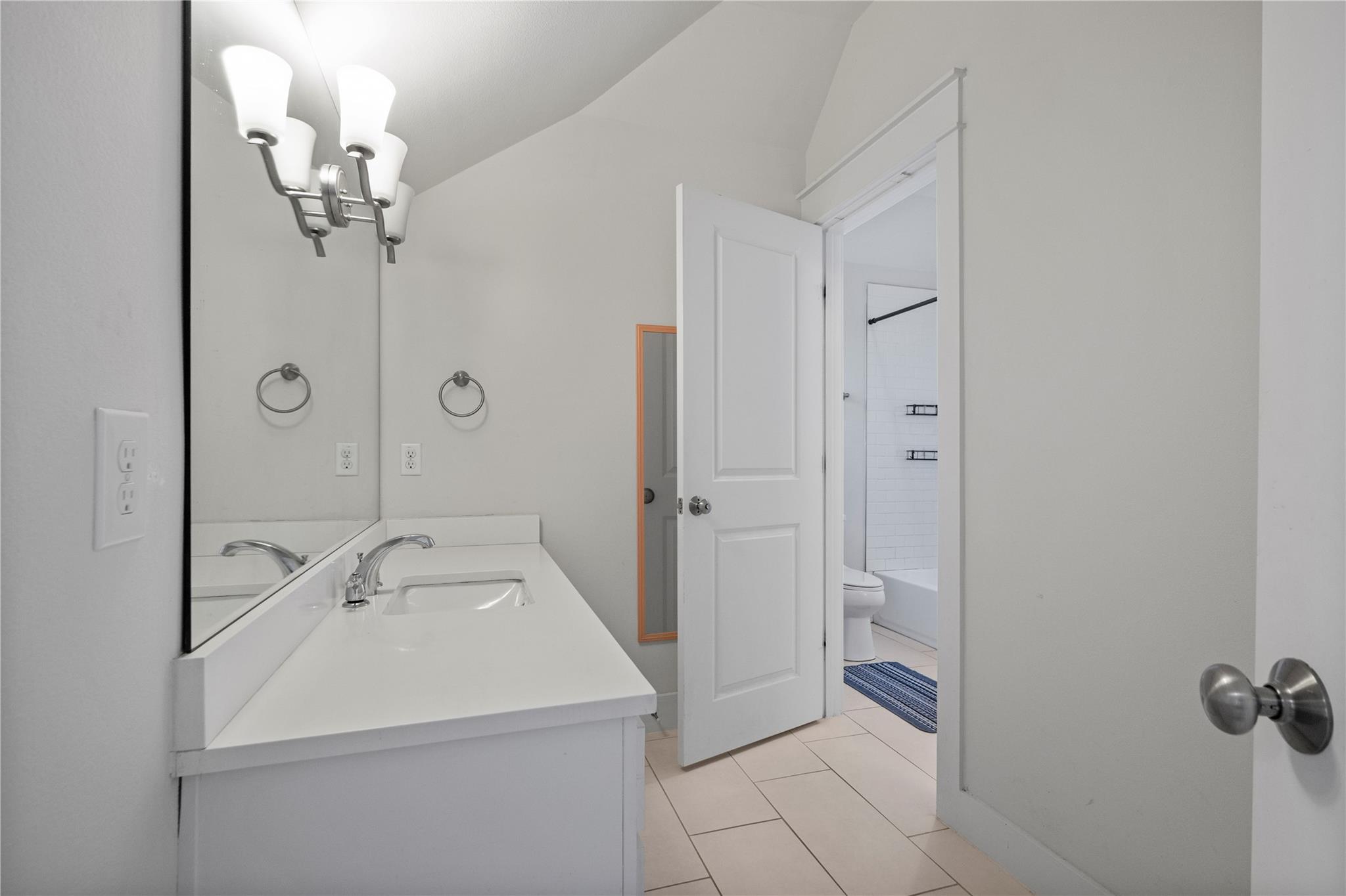 13001 Hymeadow Dr # 31, Austin, TX 78729