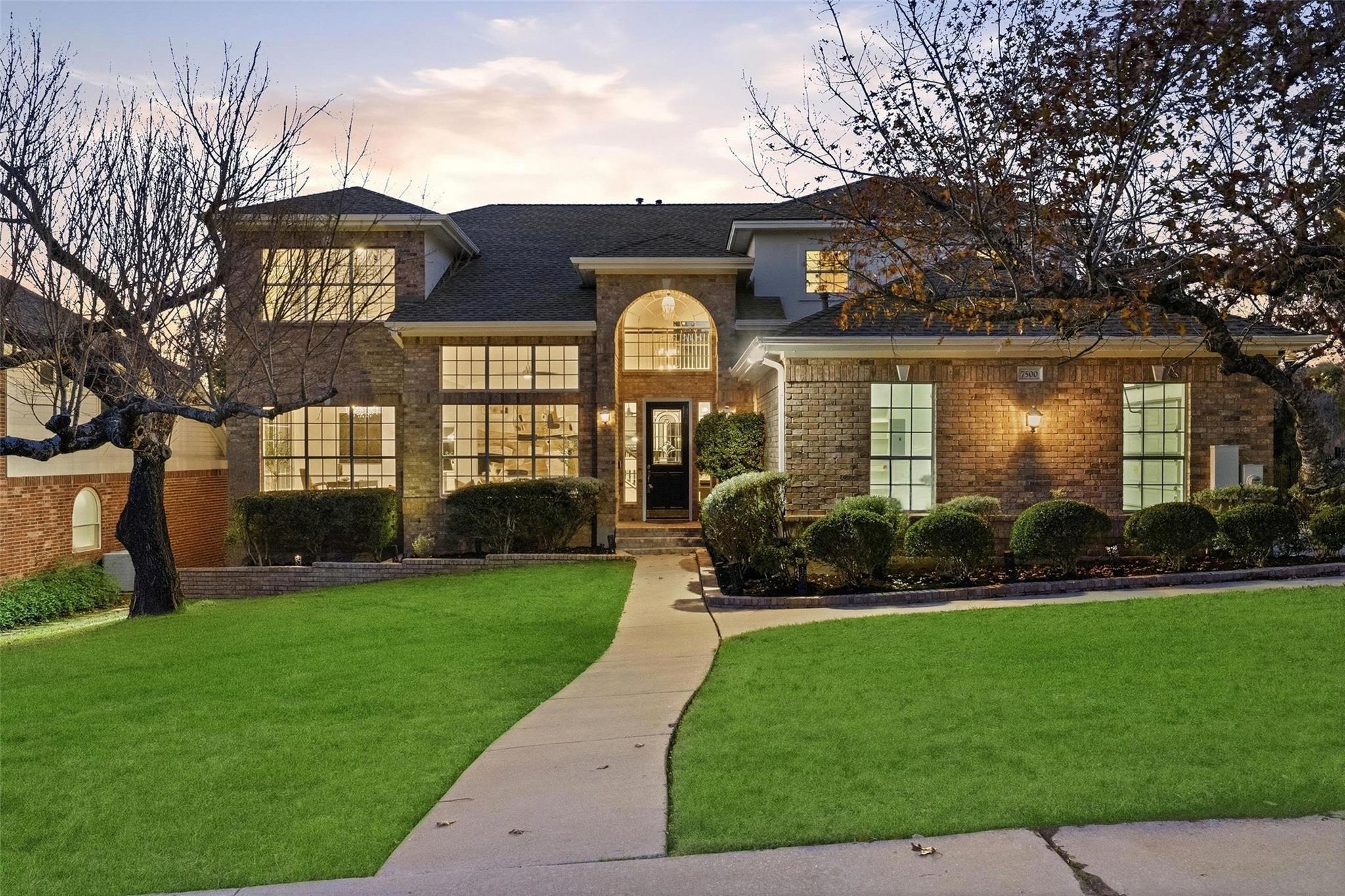 7500 Fireoak Dr, Austin, TX 78759