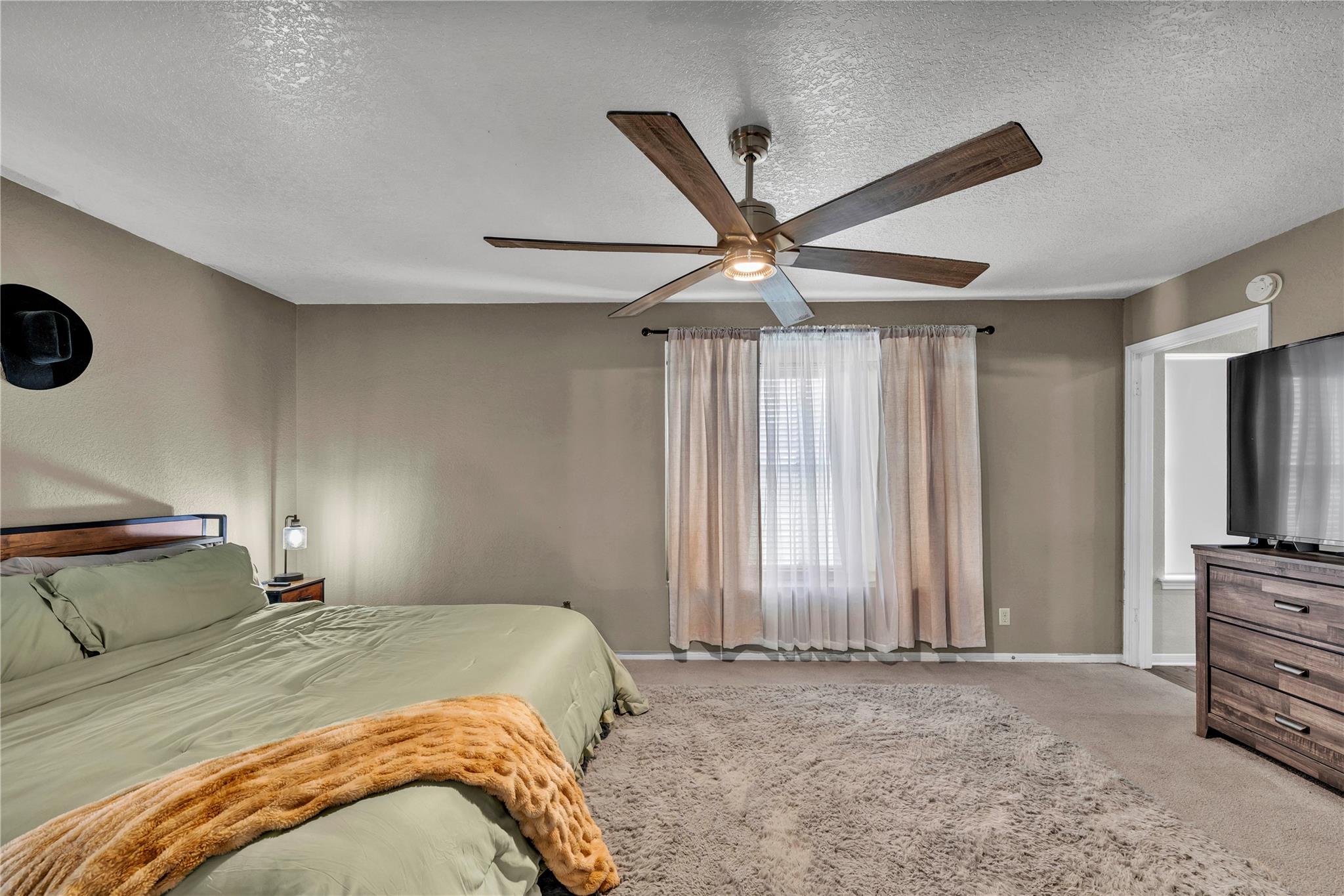 1817 Dusk Dr Dr, Killeen, TX 76543