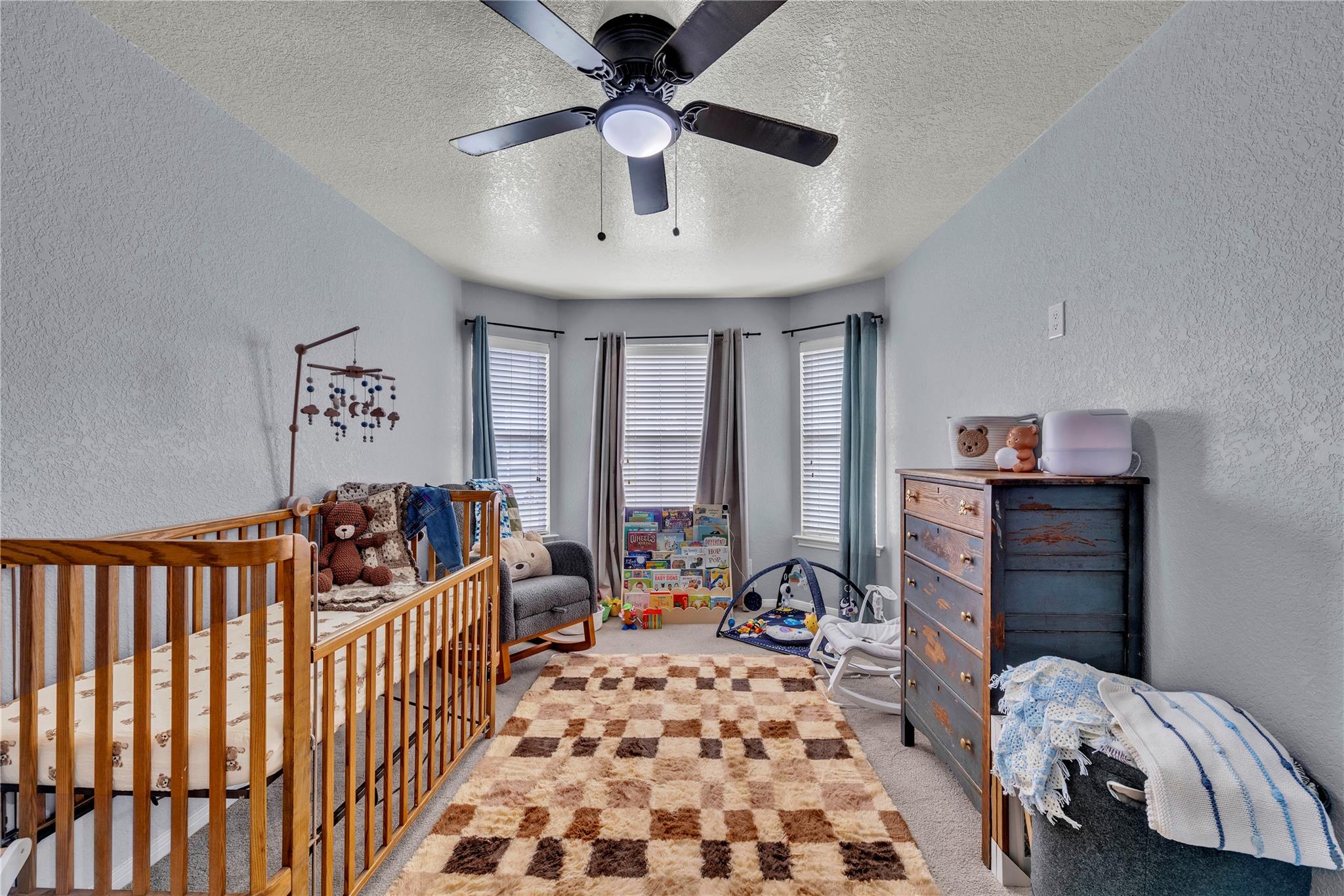 1817 Dusk Dr Dr, Killeen, TX 76543