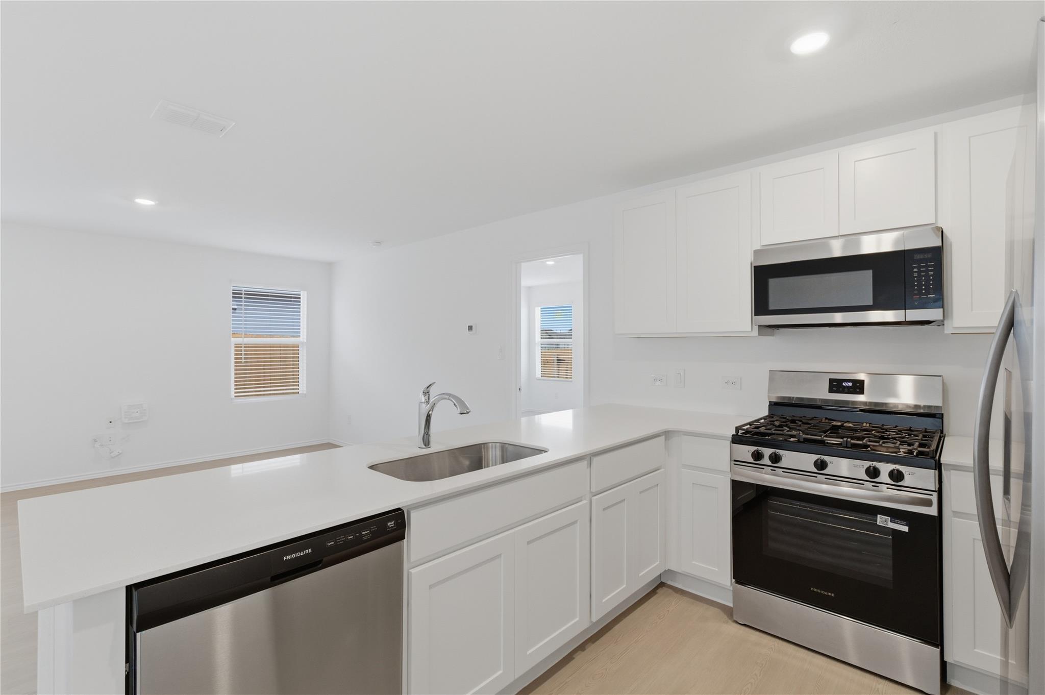 596 Sormonne Loop, Kyle, TX 78640