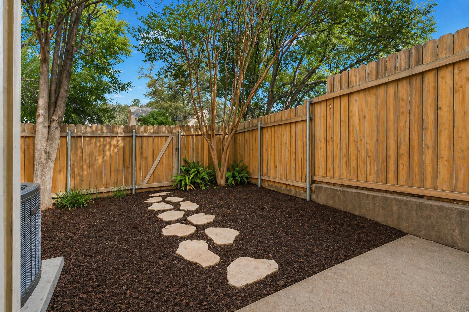 11901 Swearingen Dr # 110, Austin, TX 78758