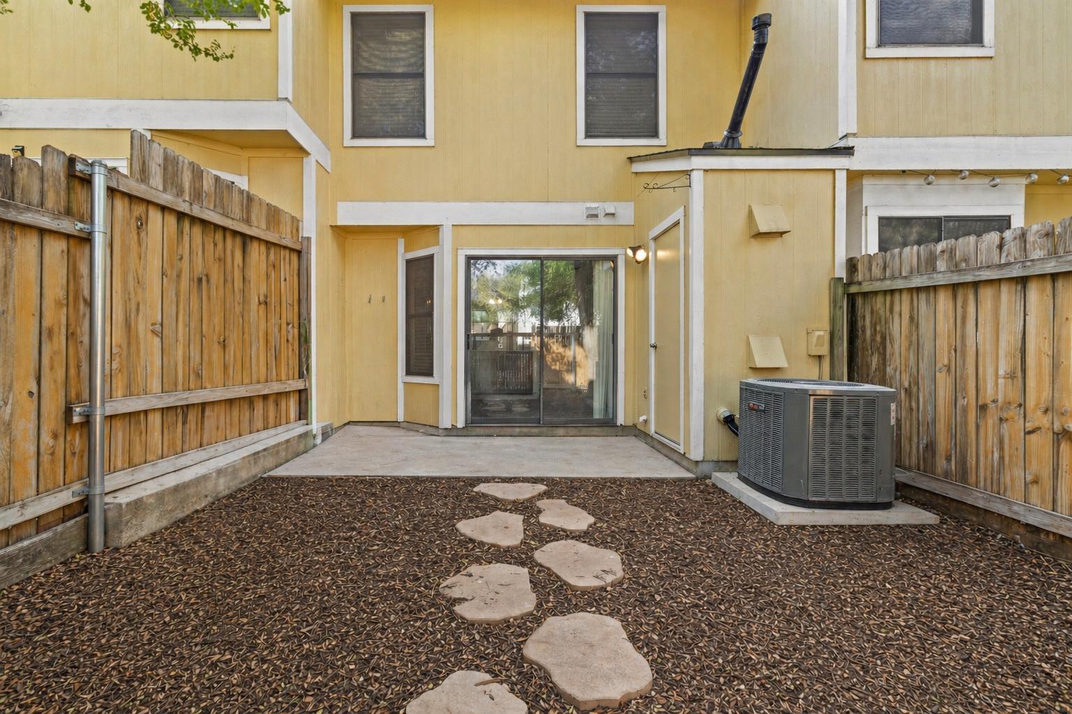 11901 Swearingen Dr # 110, Austin, TX 78758