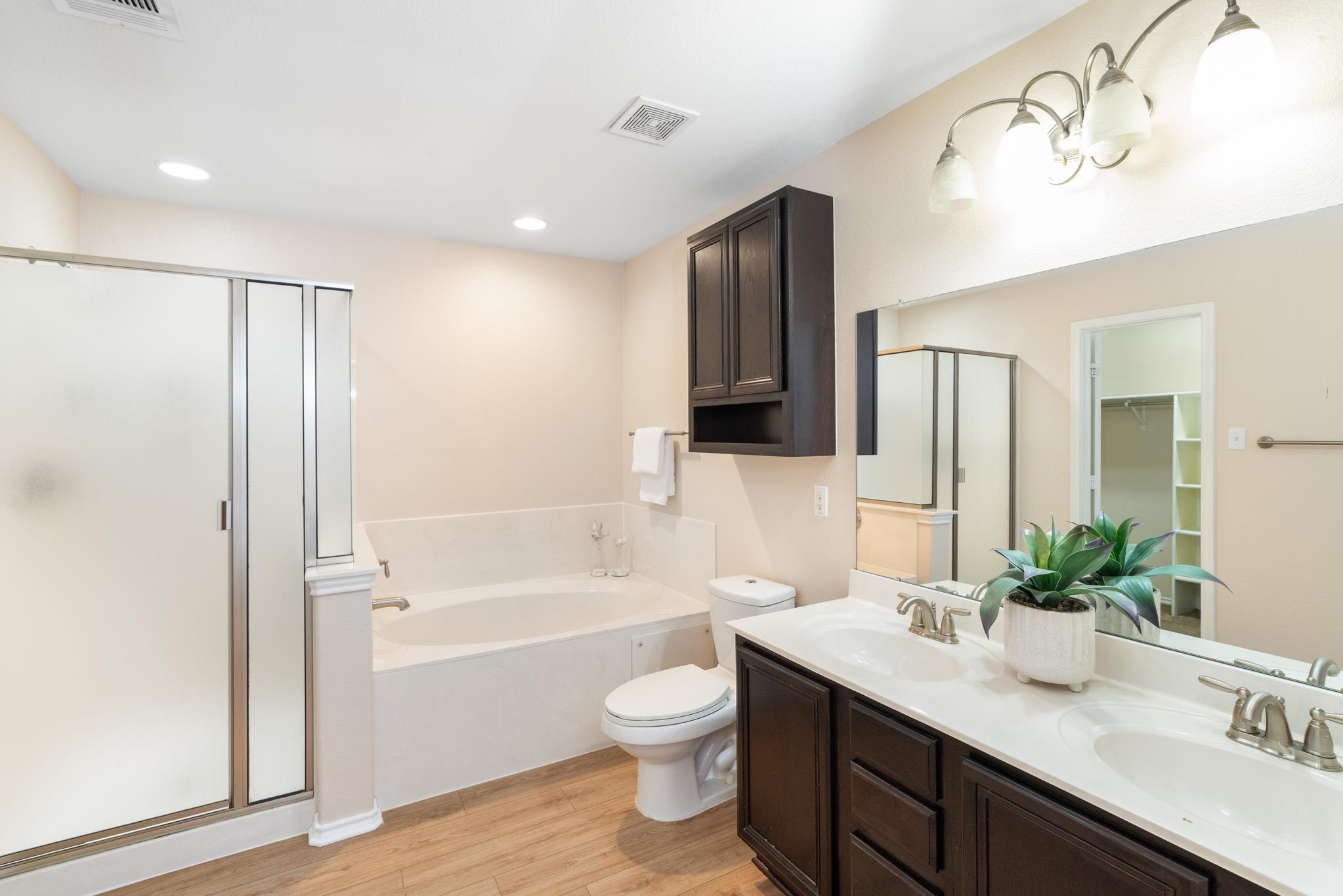 913 Mahomet Dr, Pflugerville, TX 78660