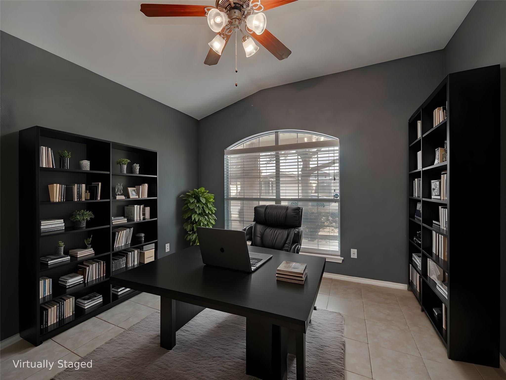 330 Altamont St, Hutto, TX 78634