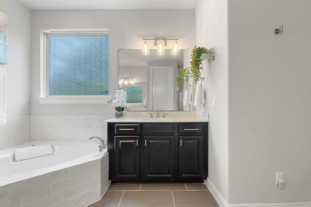 4229 Borho Ranch St, Leander, TX 78641