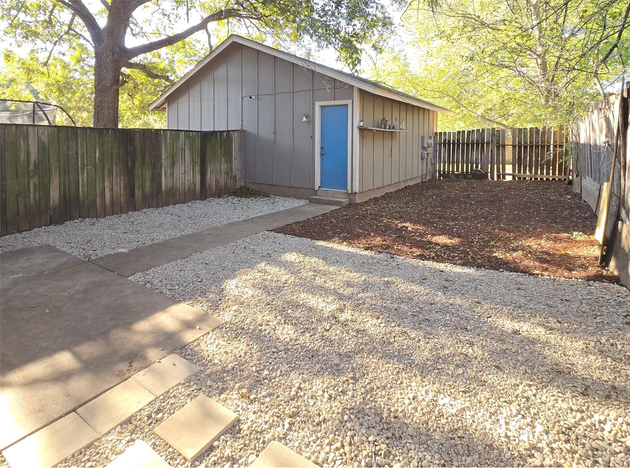 1305 Dobie Dr # A, Austin, TX 78753