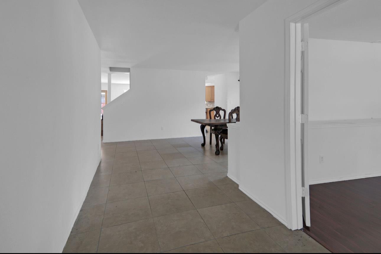 19921 San Chisolm Dr, Round Rock, TX 78664