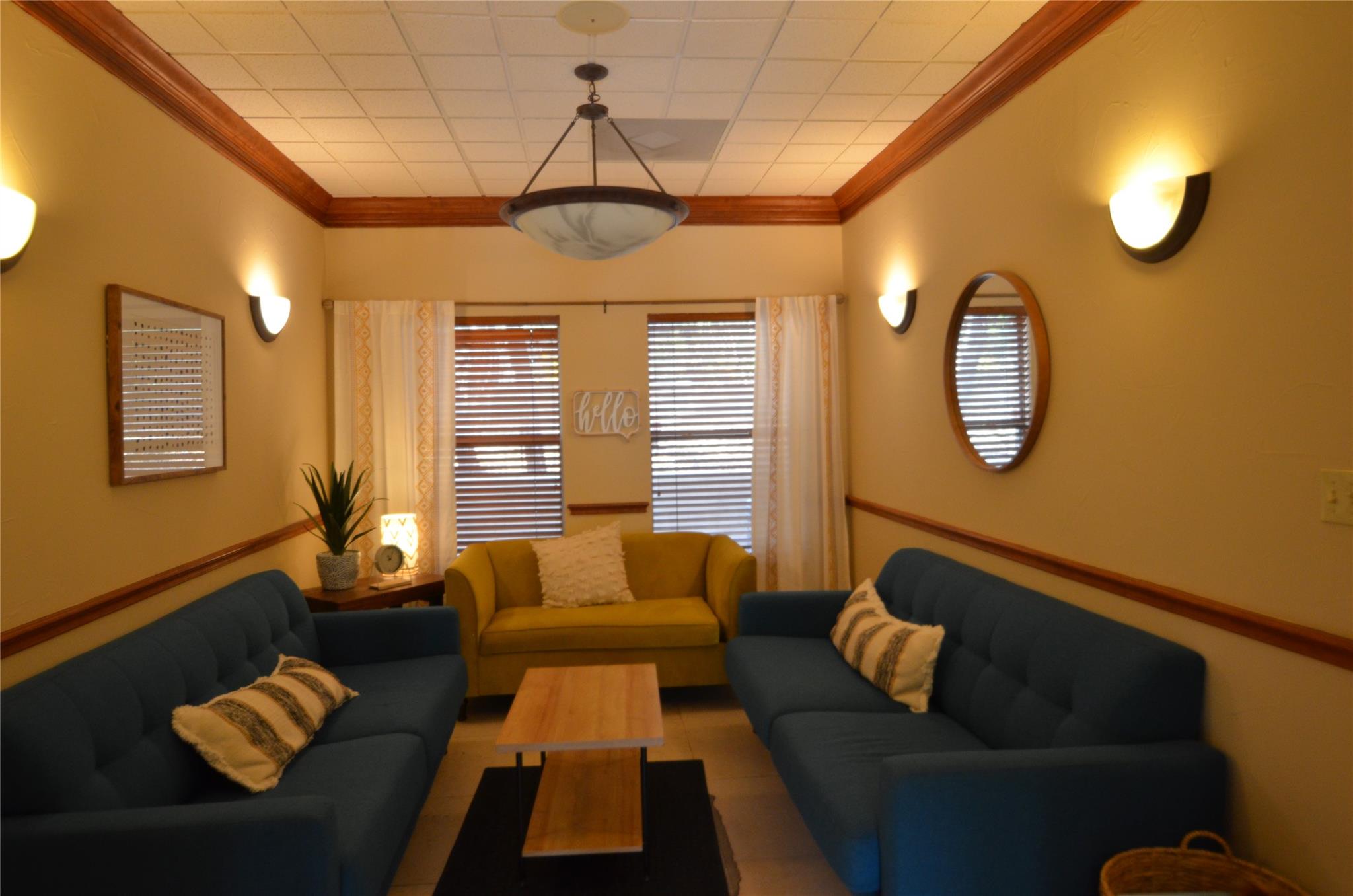 205 Wild Basin Rd # 101, Austin, TX 78746