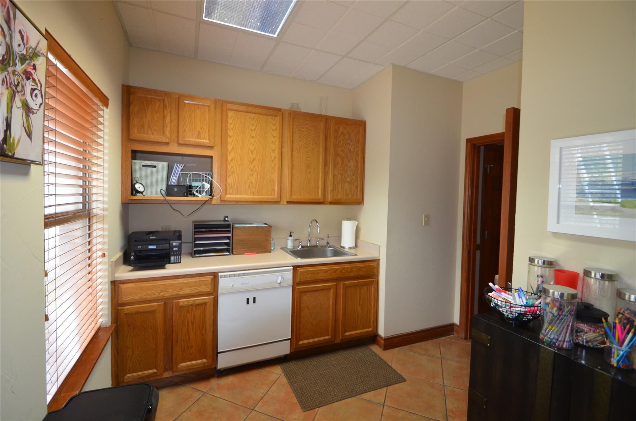 205 Wild Basin Rd # 101, Austin, TX 78746