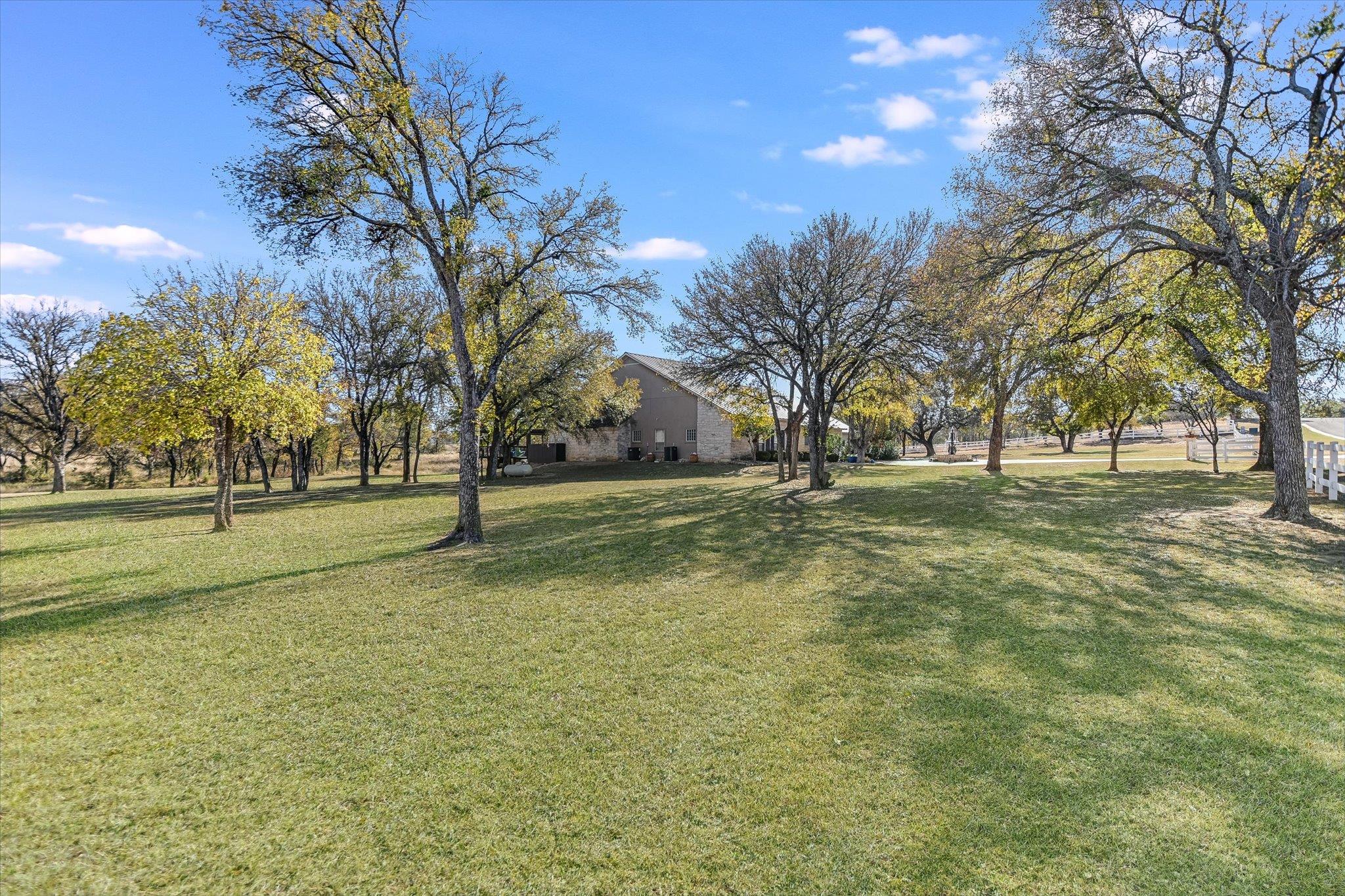 209 Tarbet Trl, Horseshoe Bay, TX 78657