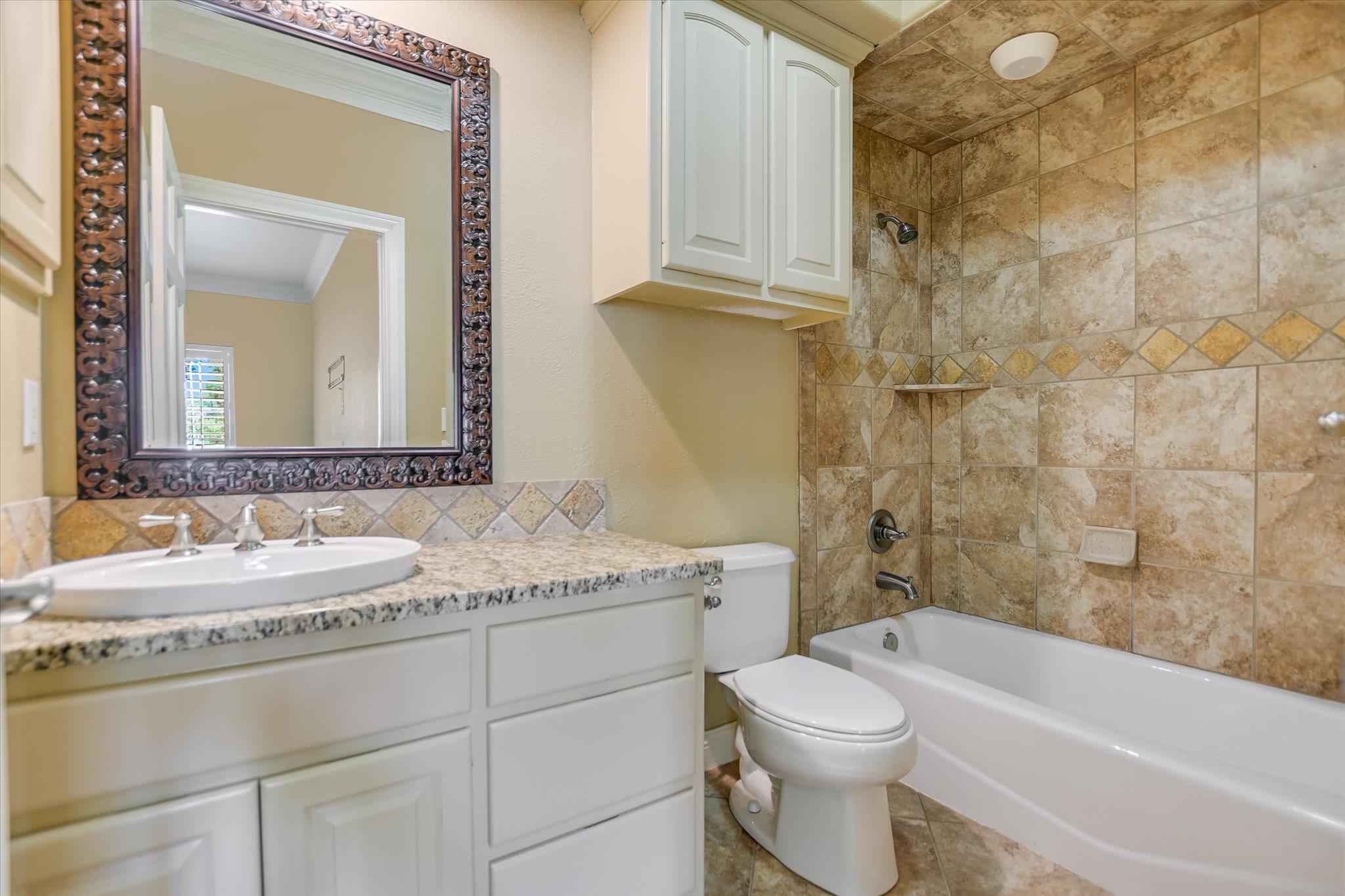 209 Tarbet Trl, Horseshoe Bay, TX 78657