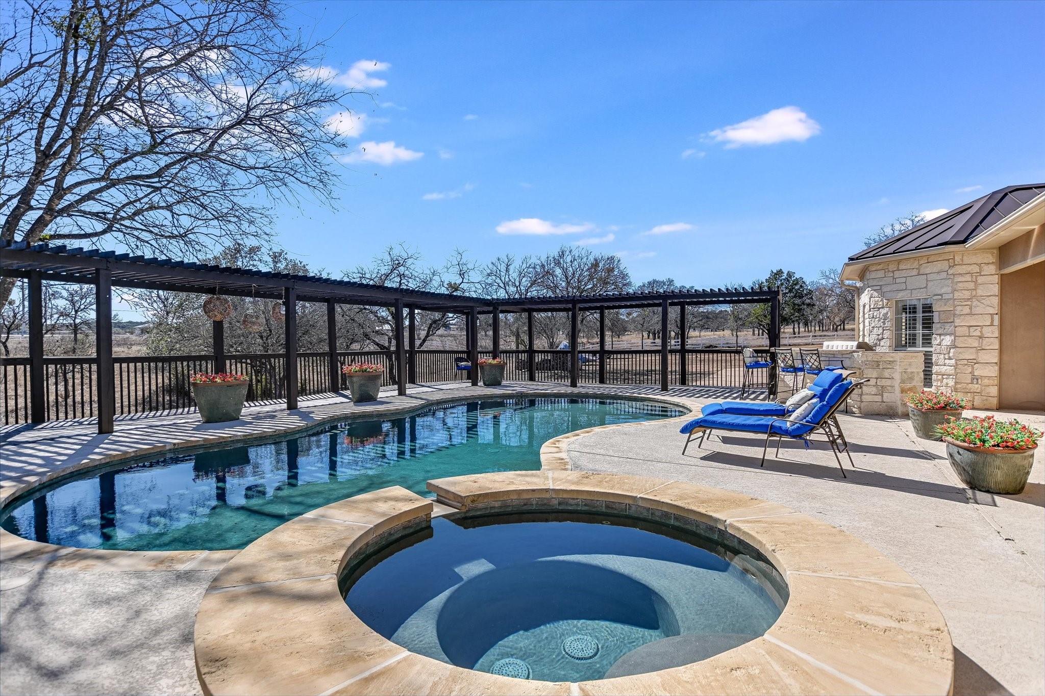 209 Tarbet Trl, Horseshoe Bay, TX 78657