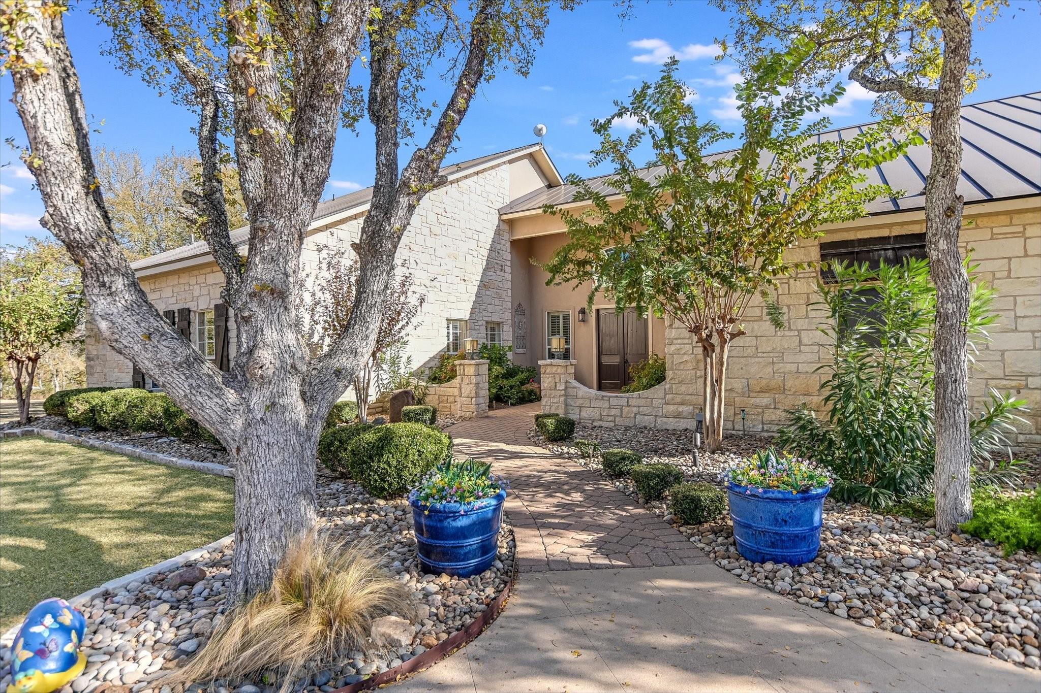 209 Tarbet Trl, Horseshoe Bay, TX 78657