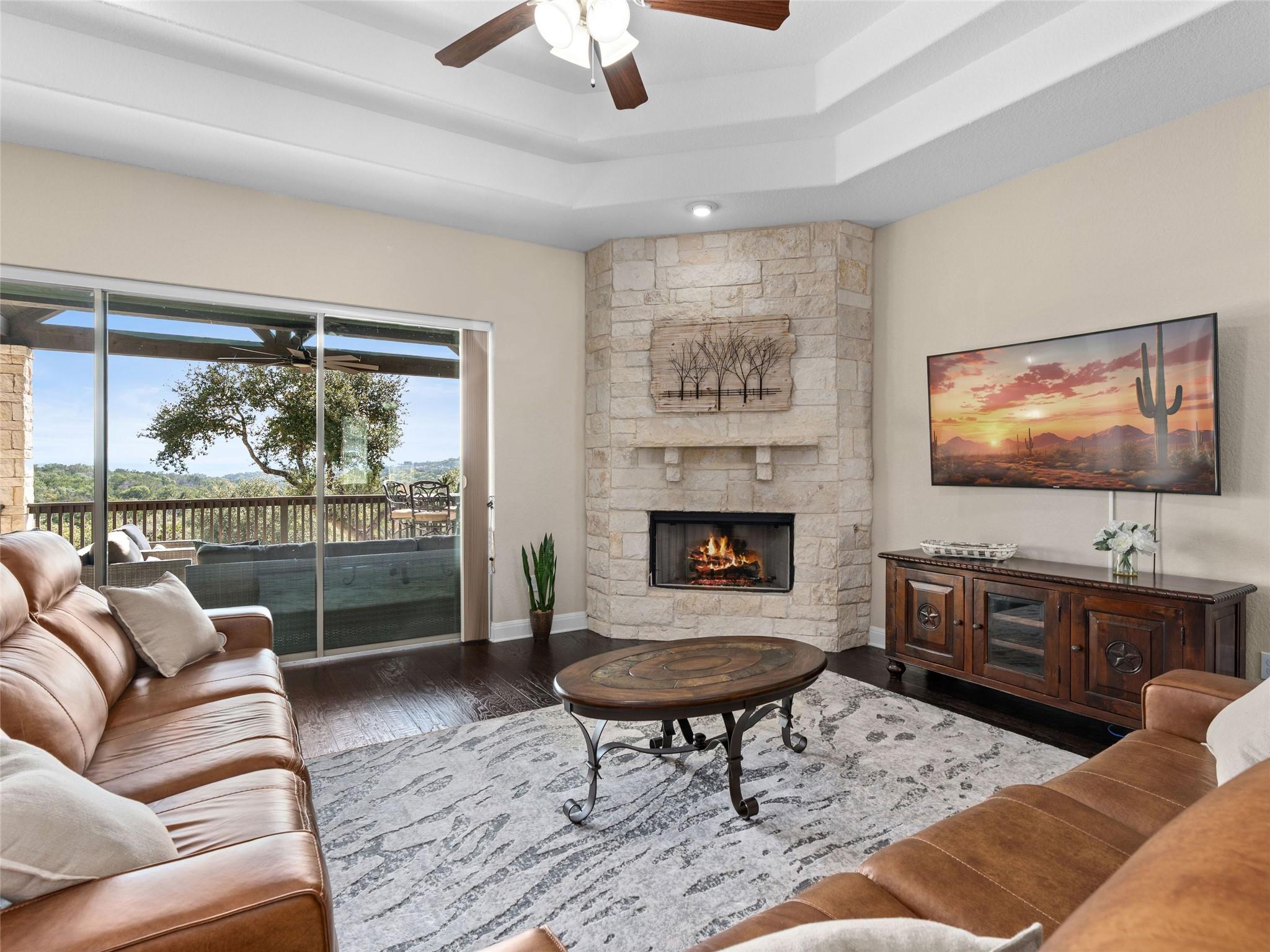 1651 Lake Ridge Blvd, Canyon Lake, TX 78133