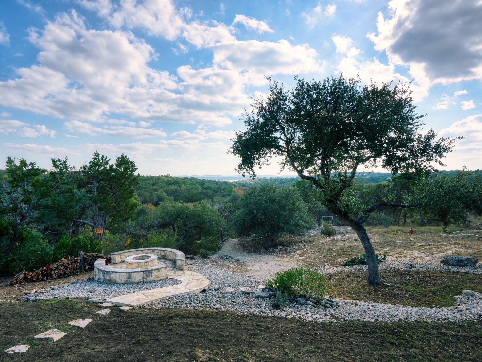 1651 Lake Ridge Blvd, Canyon Lake, TX 78133