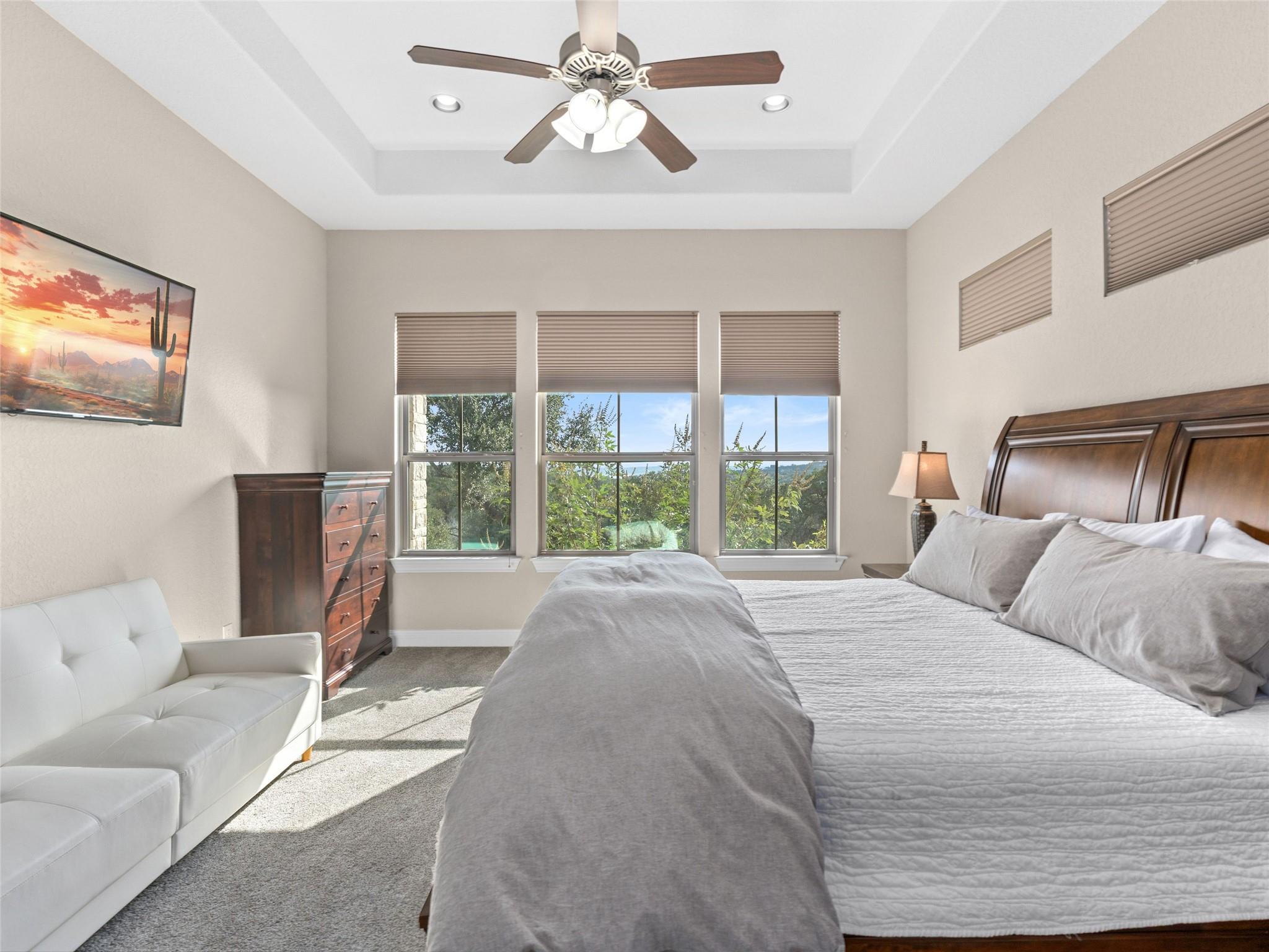 1651 Lake Ridge Blvd, Canyon Lake, TX 78133