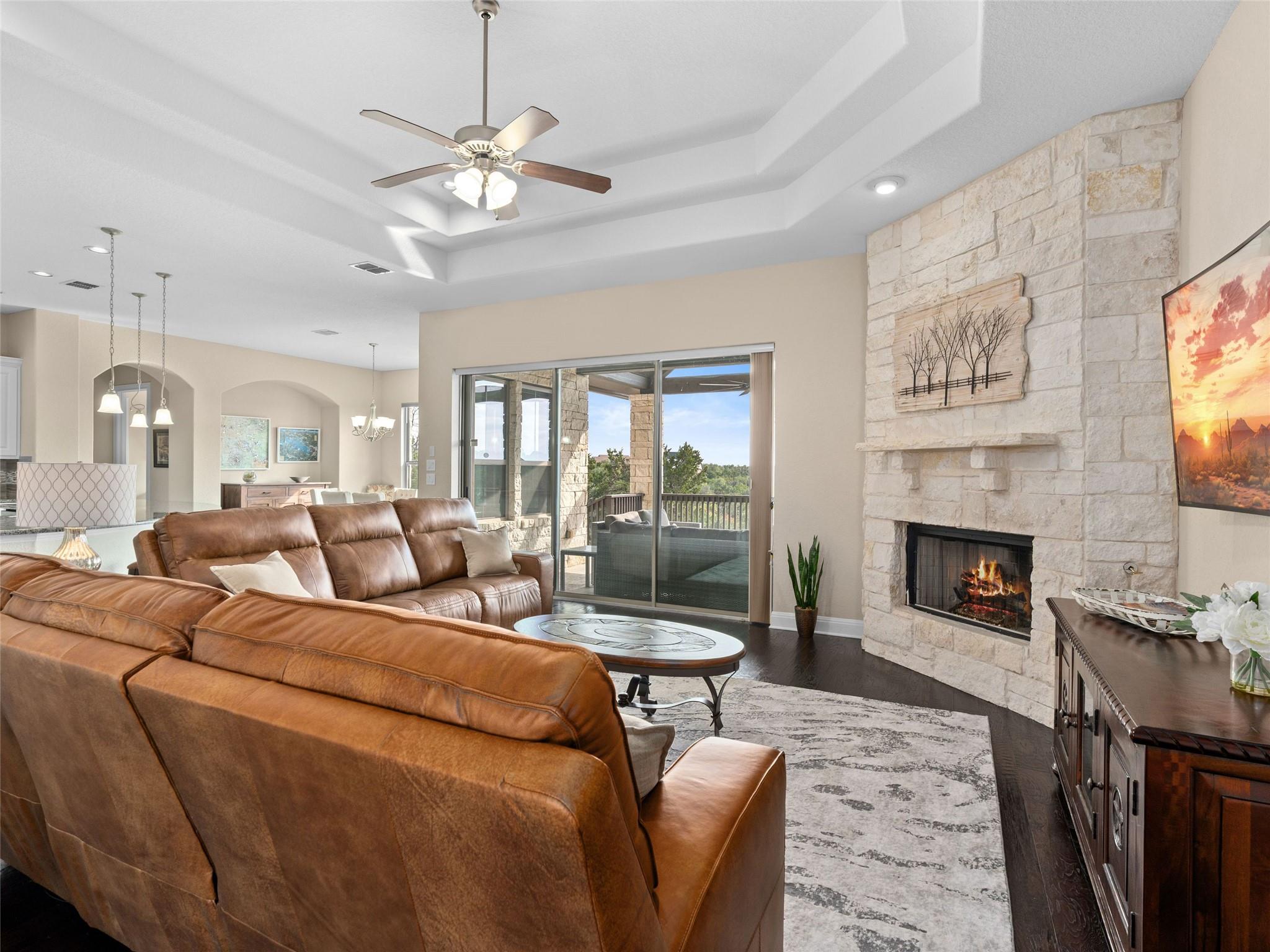 1651 Lake Ridge Blvd, Canyon Lake, TX 78133