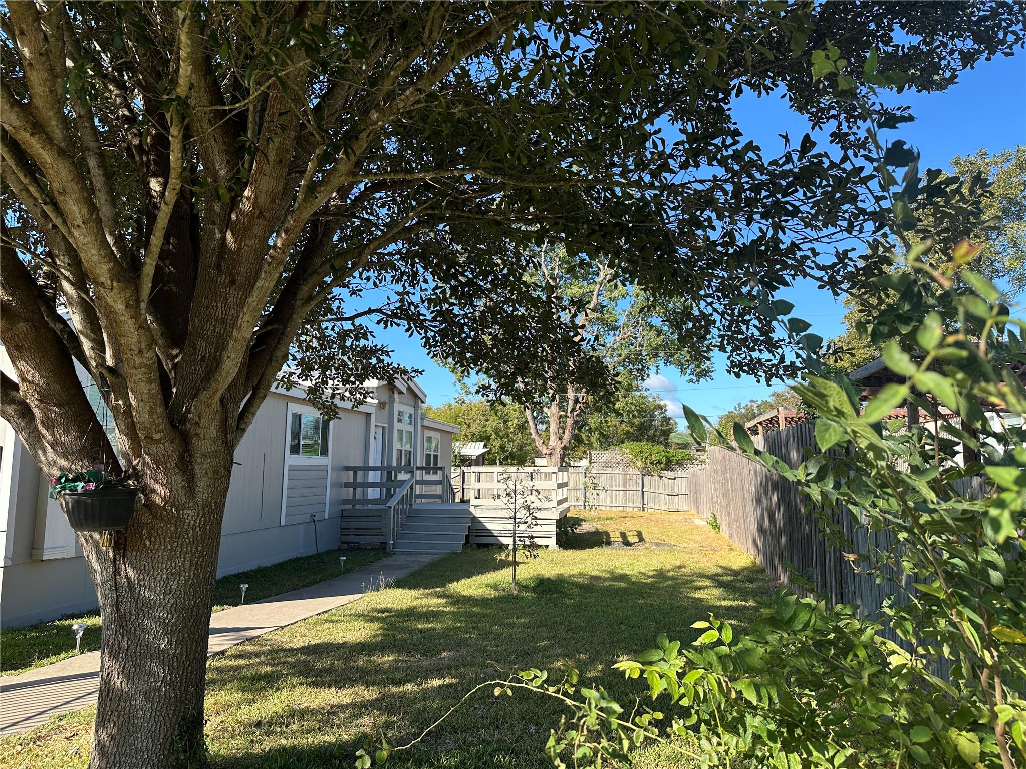 104 Ramirez St, Kyle, TX 78640