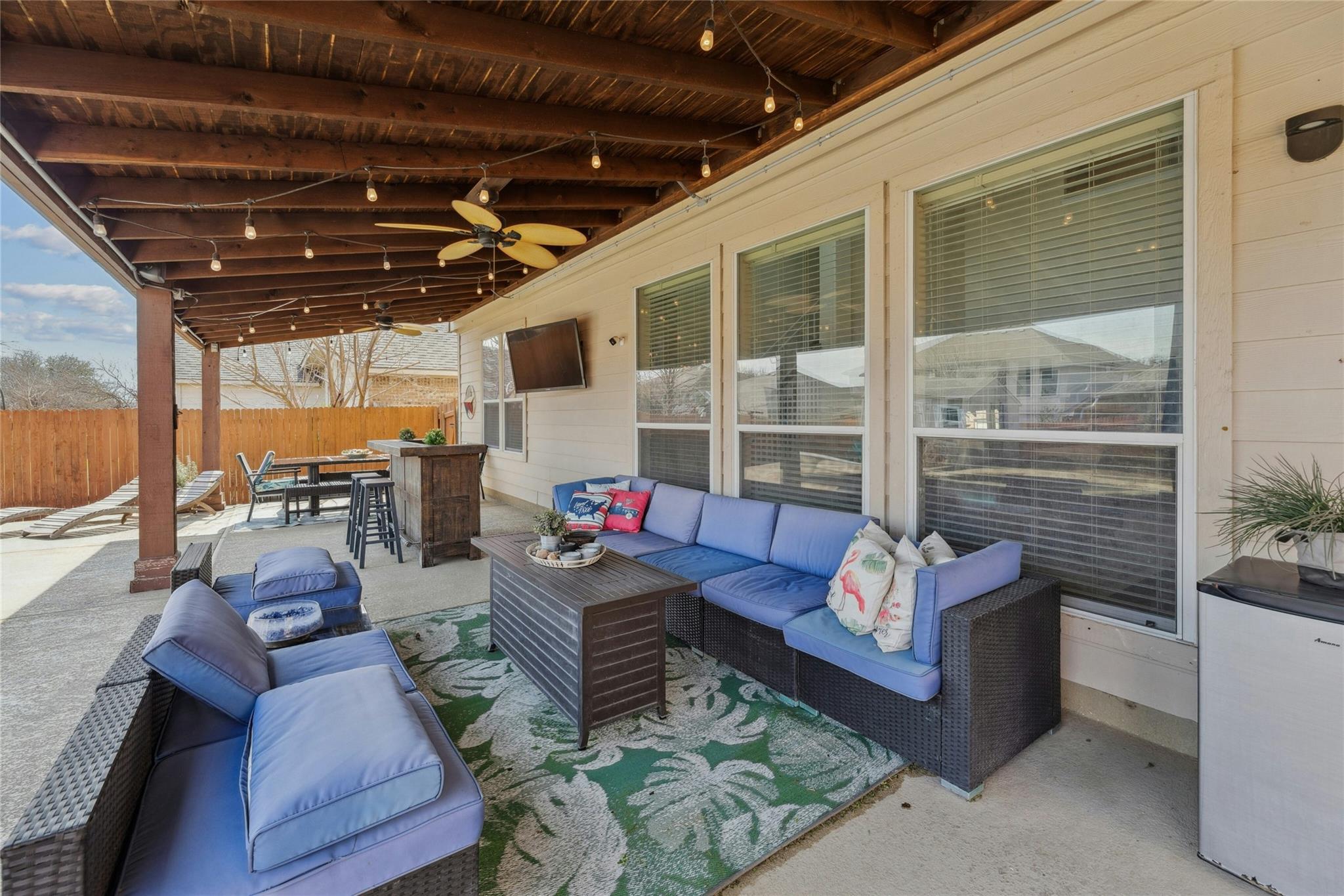 1004 Wallin Farms Cv, Hutto, TX 78634