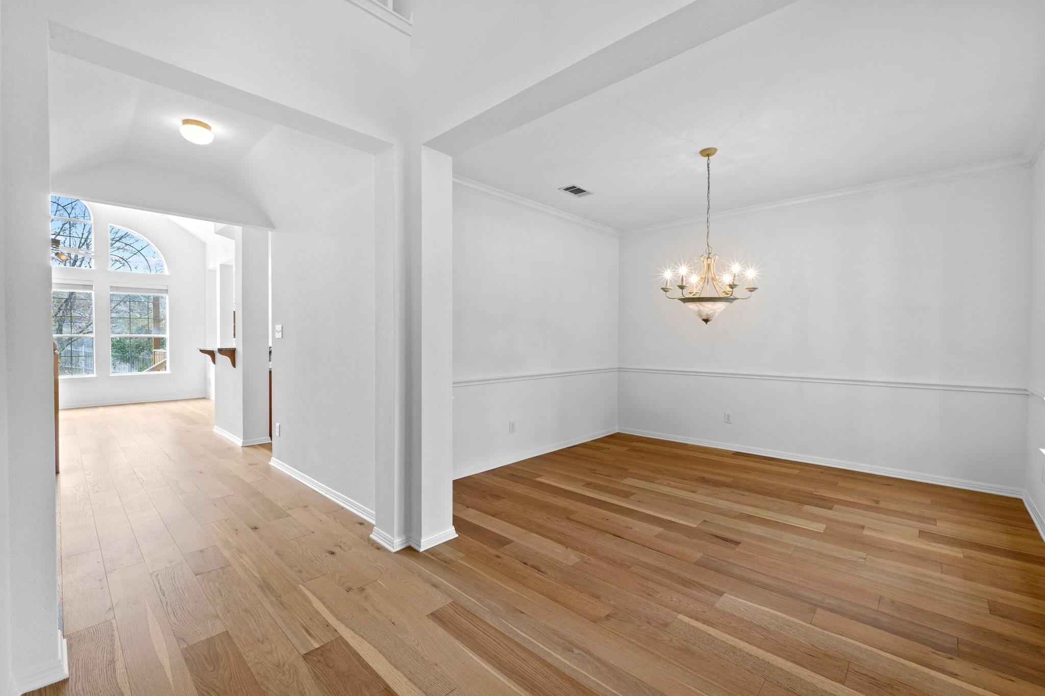 2212 Rimrock Dr, Austin, TX 78738