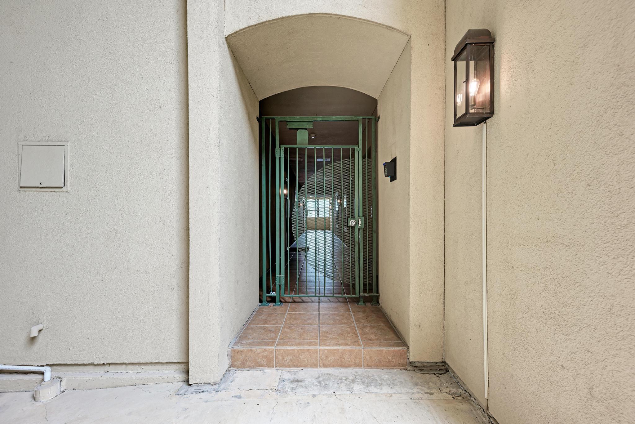 1115 W 7th St # 106, Austin, TX 78703