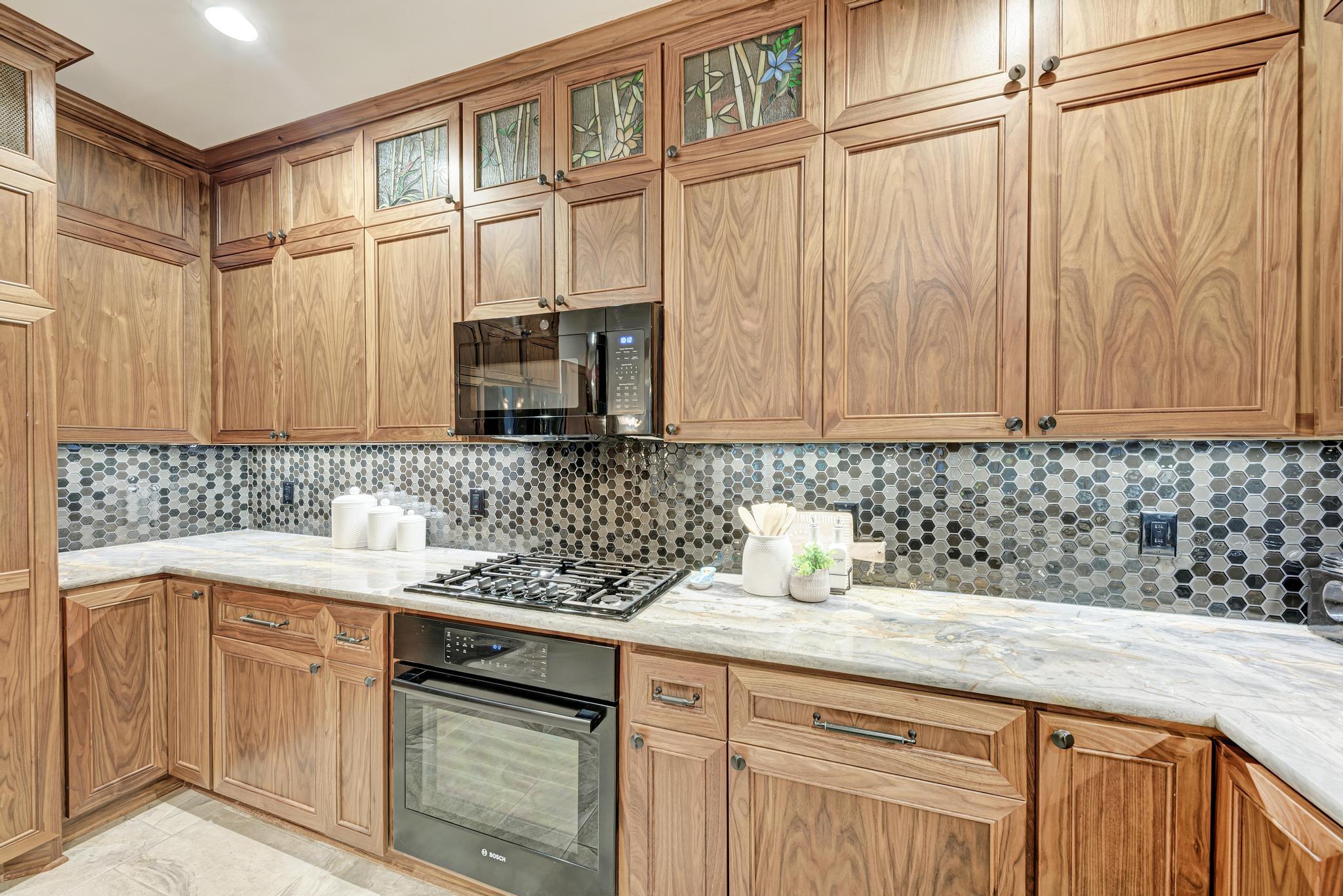 1115 W 7th St # 106, Austin, TX 78703