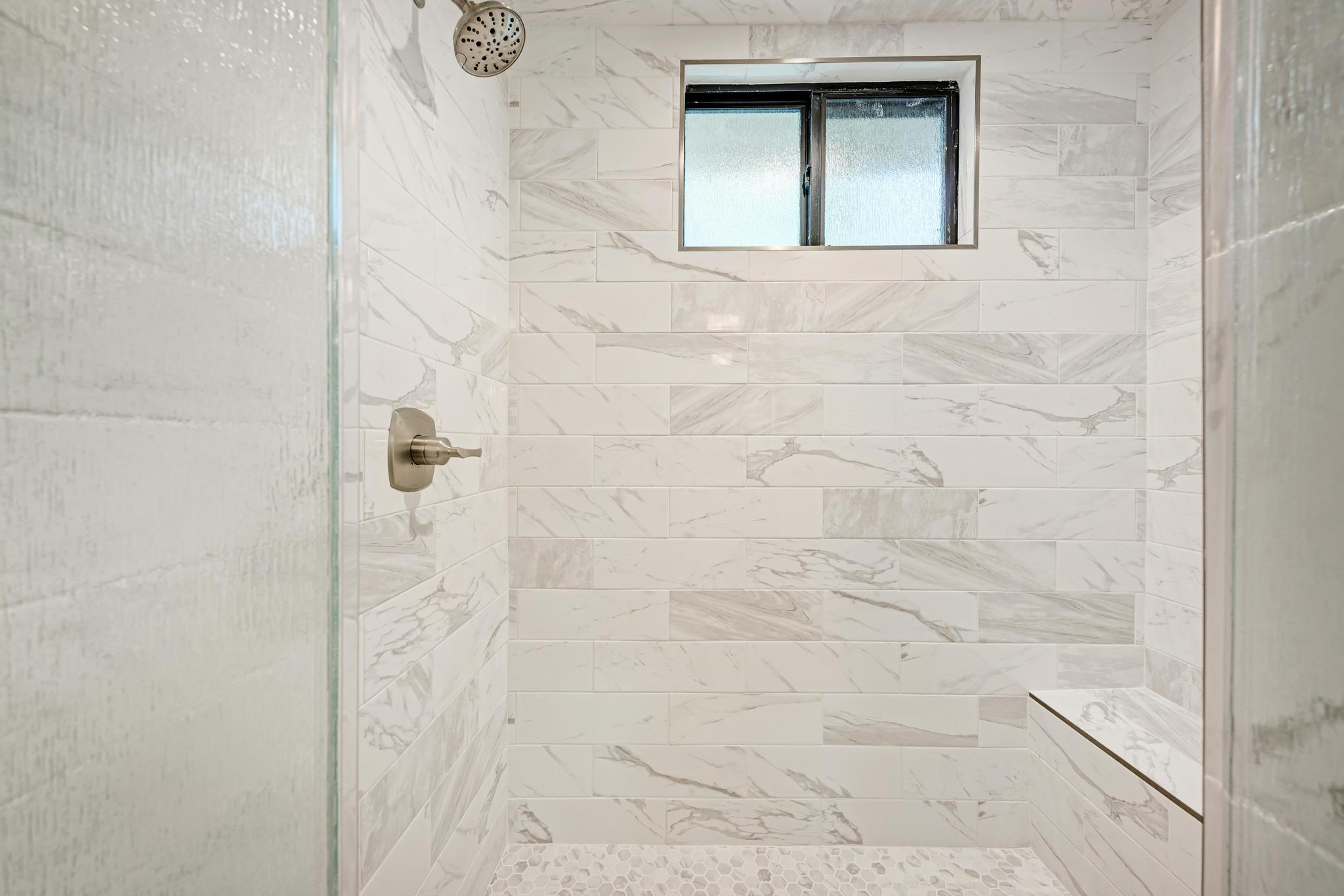 1115 W 7th St # 106, Austin, TX 78703