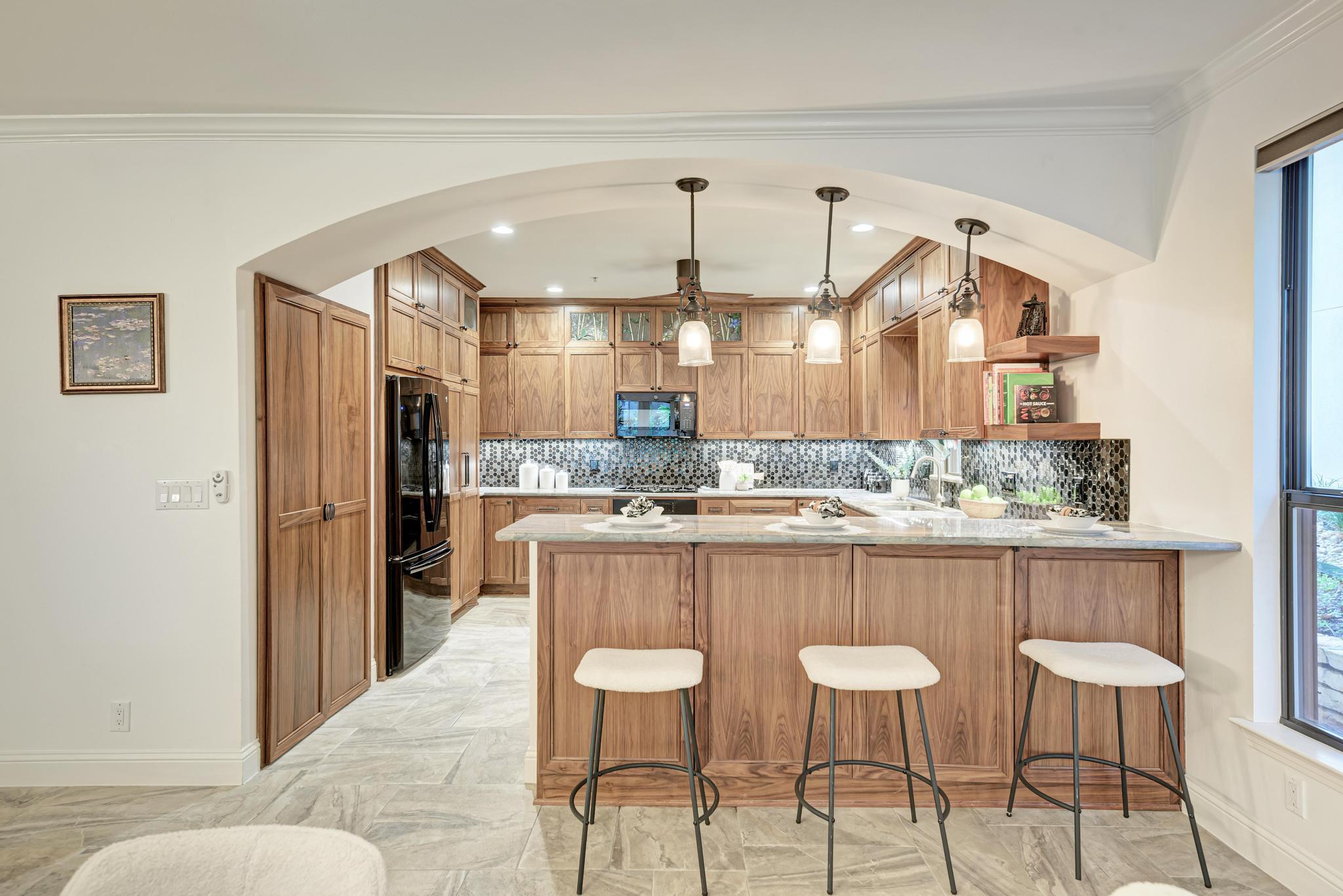 1115 W 7th St # 106, Austin, TX 78703