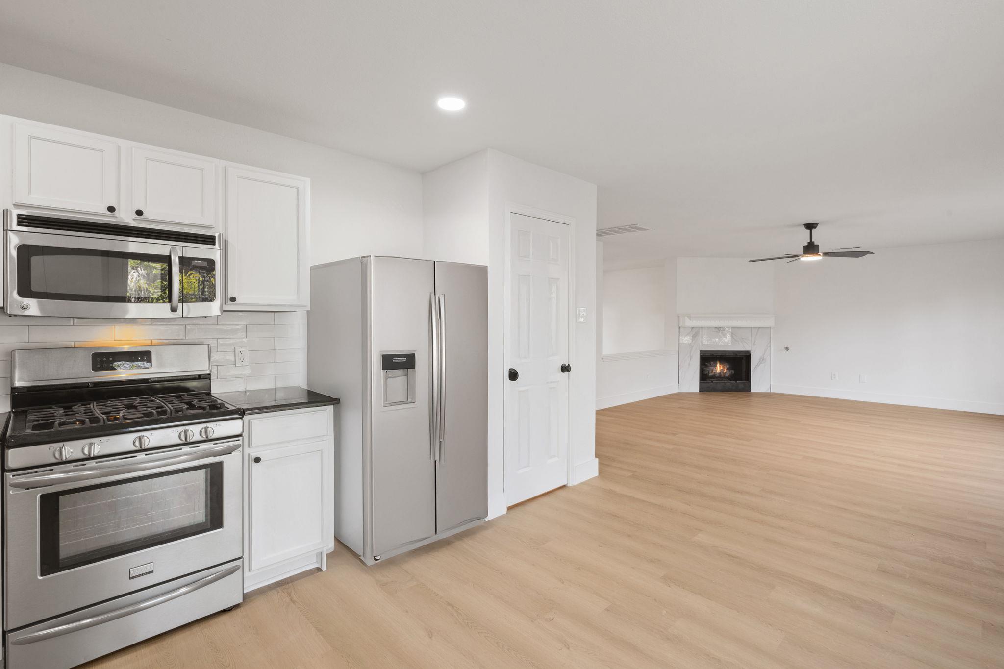 835 Brandi Cir, Kyle, TX 78640