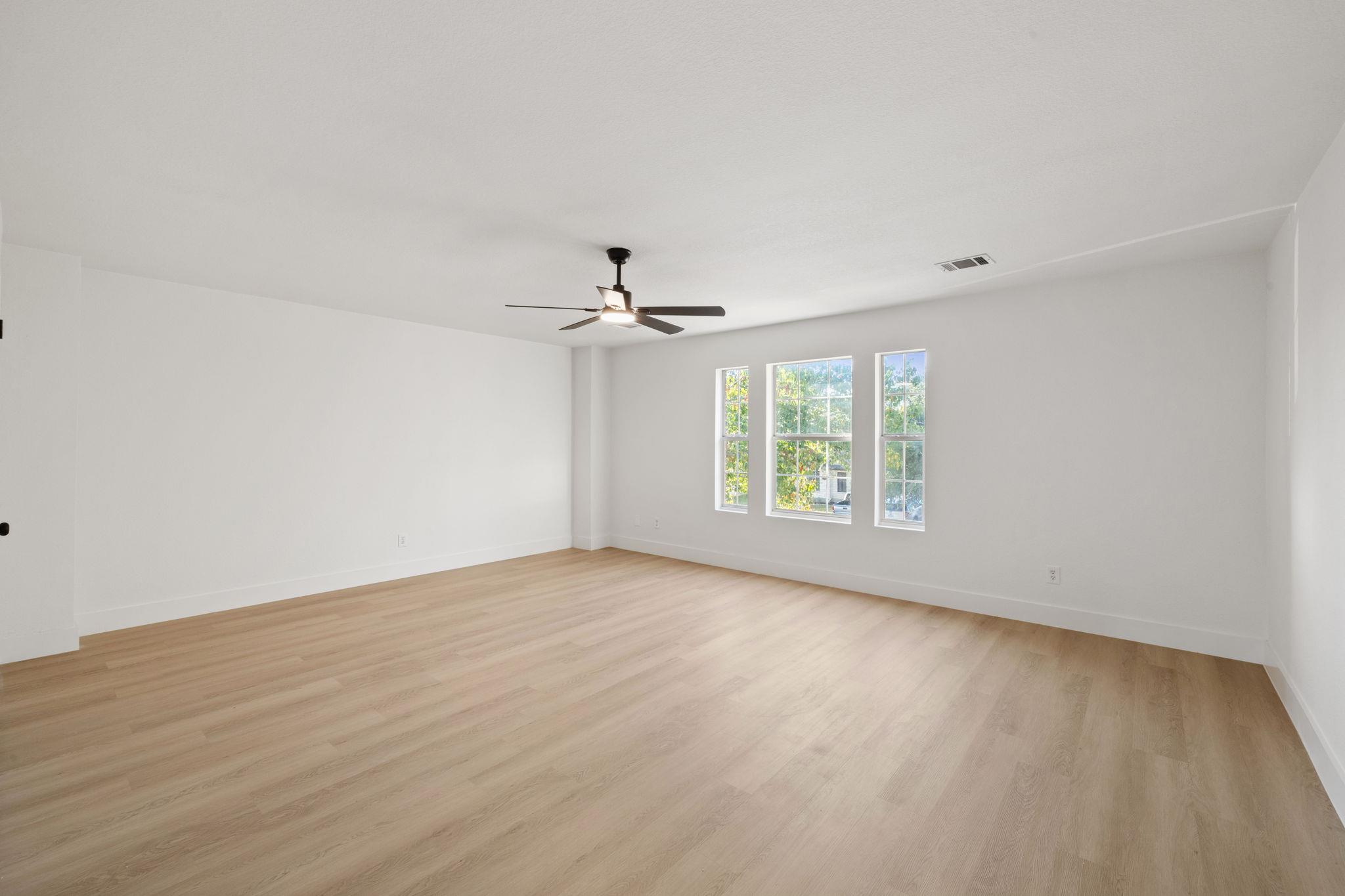 835 Brandi Cir, Kyle, TX 78640