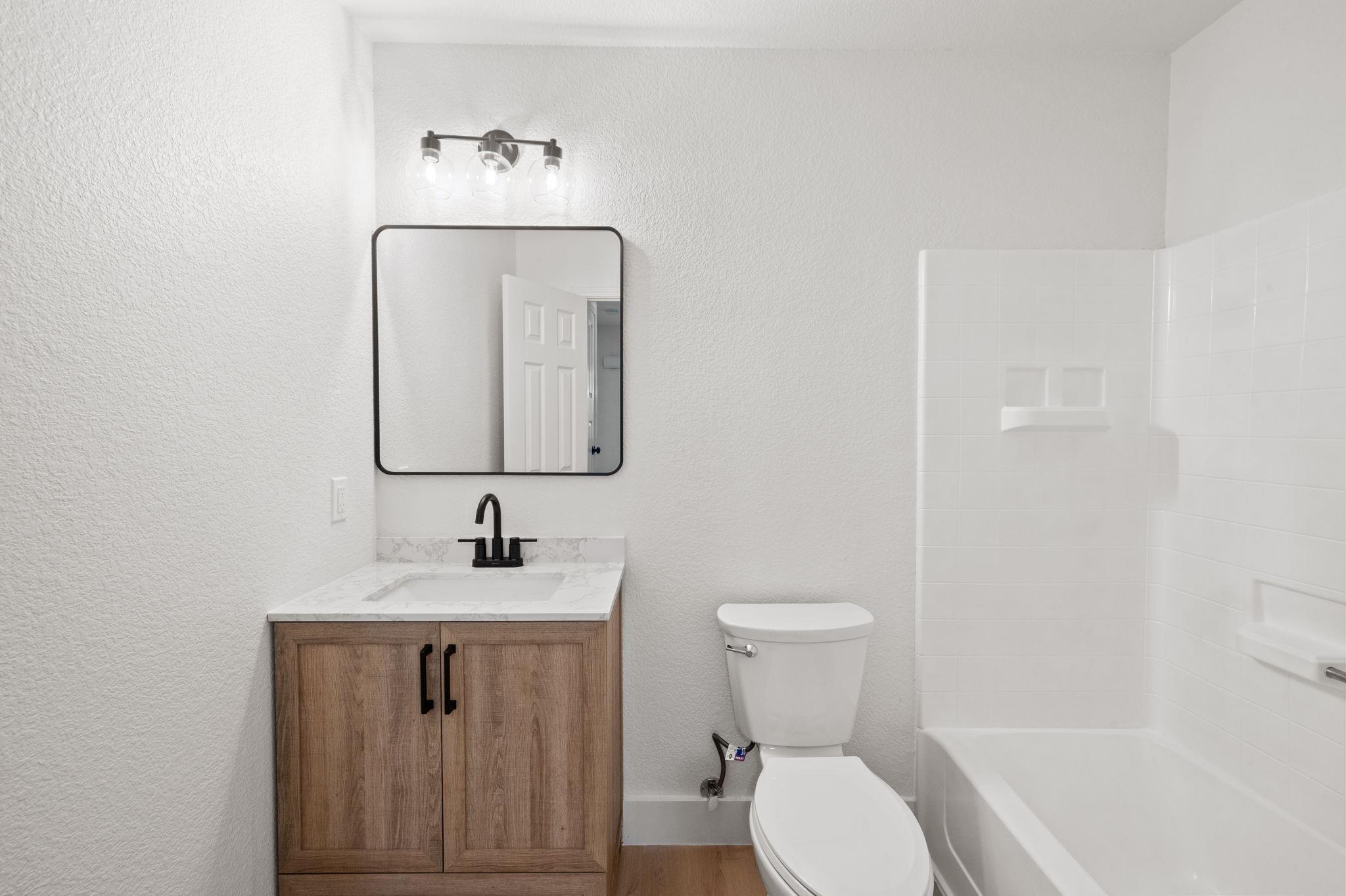 835 Brandi Cir, Kyle, TX 78640