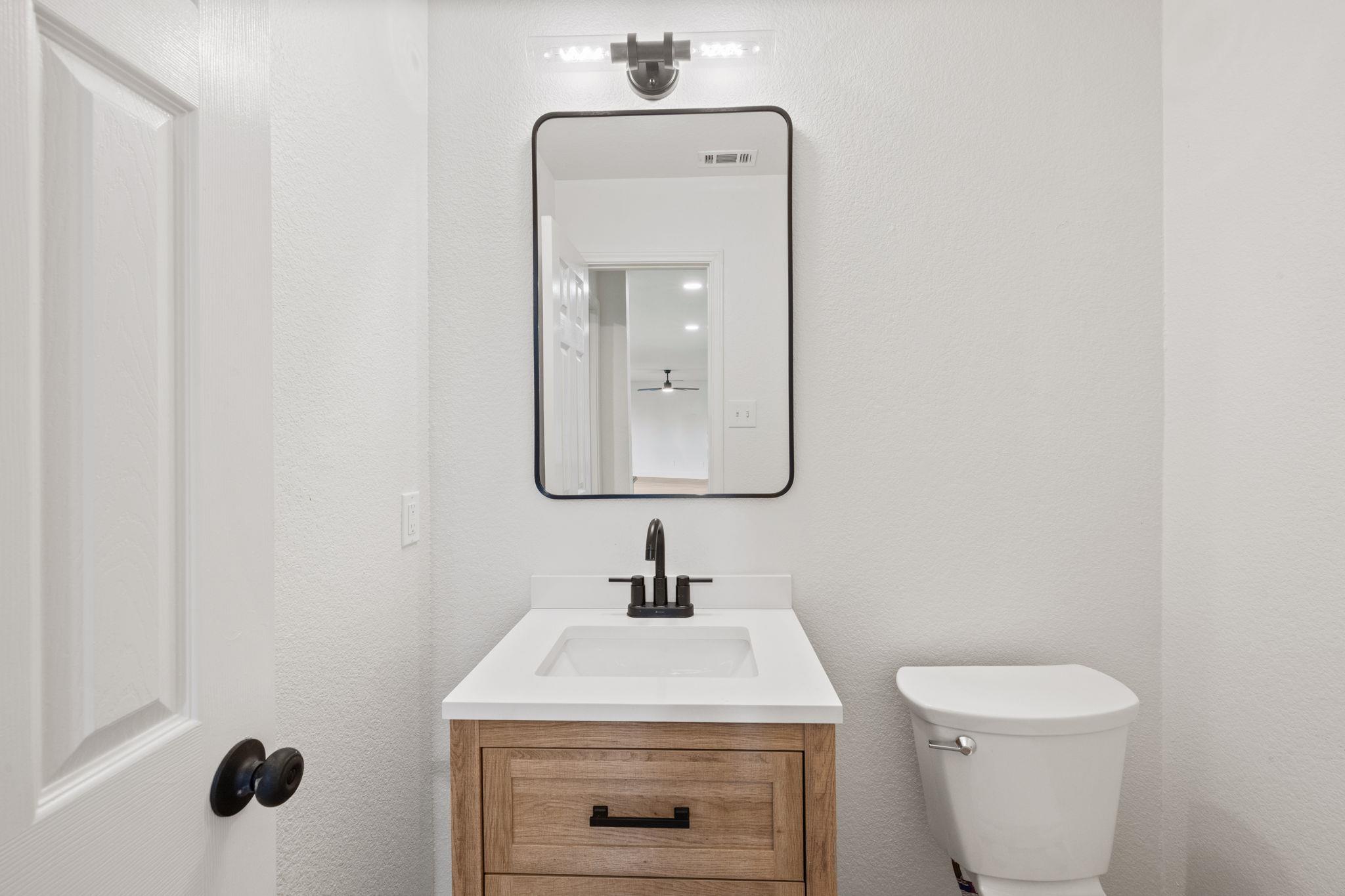 835 Brandi Cir, Kyle, TX 78640