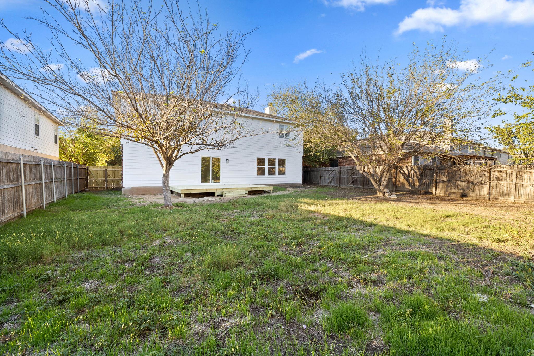 835 Brandi Cir, Kyle, TX 78640