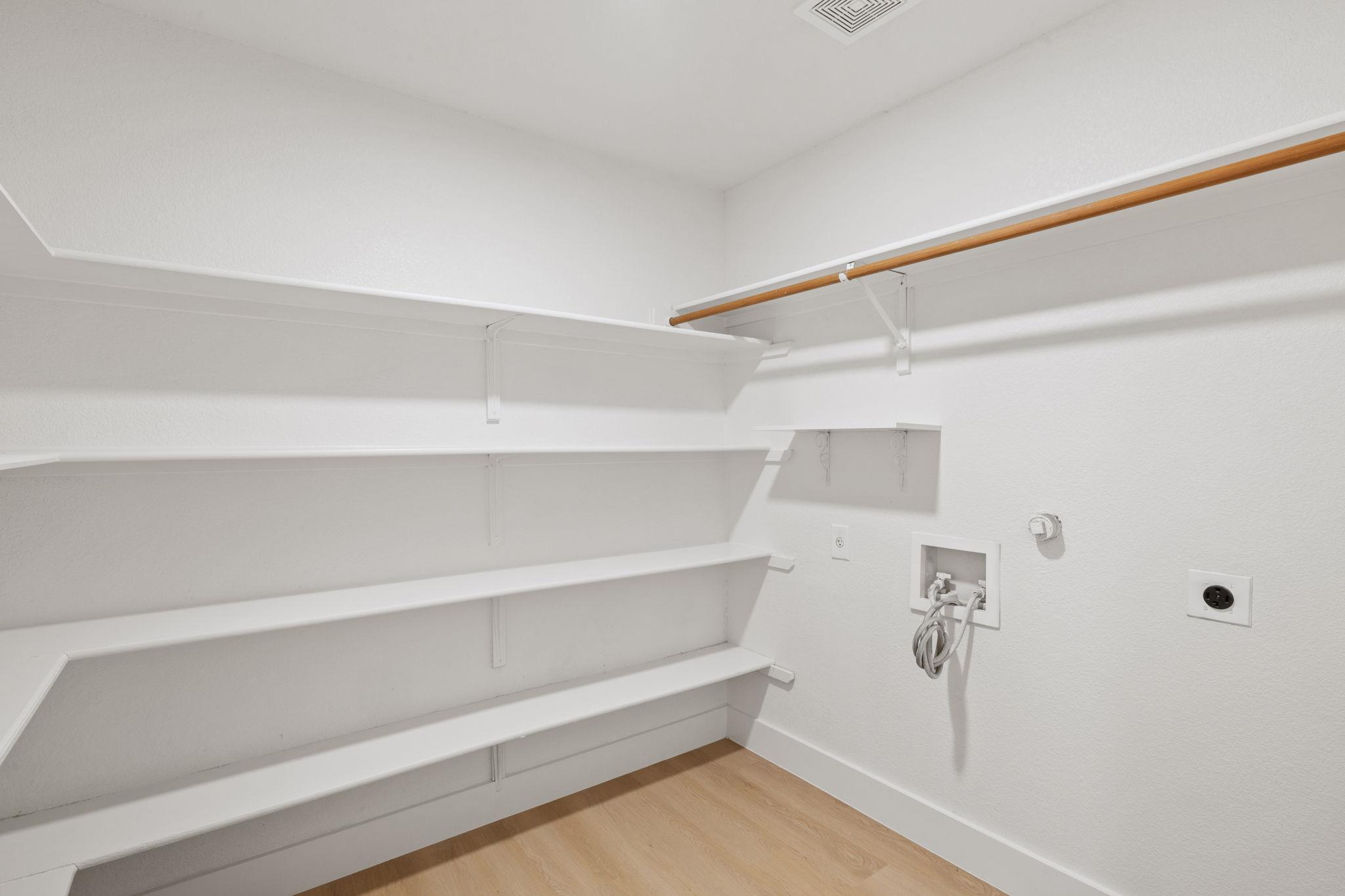 835 Brandi Cir, Kyle, TX 78640